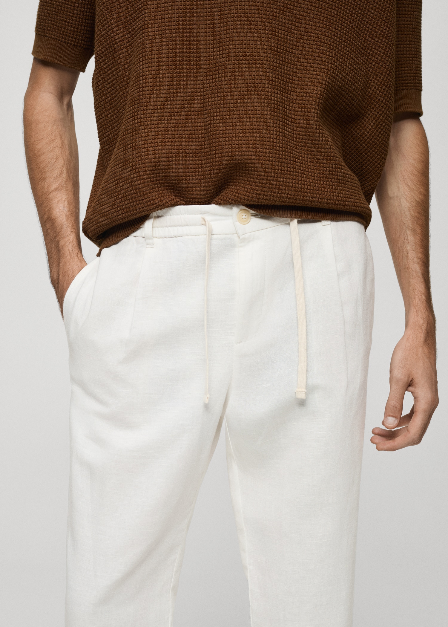 Slim-fit trousers with drawstring  - Details of the article 1