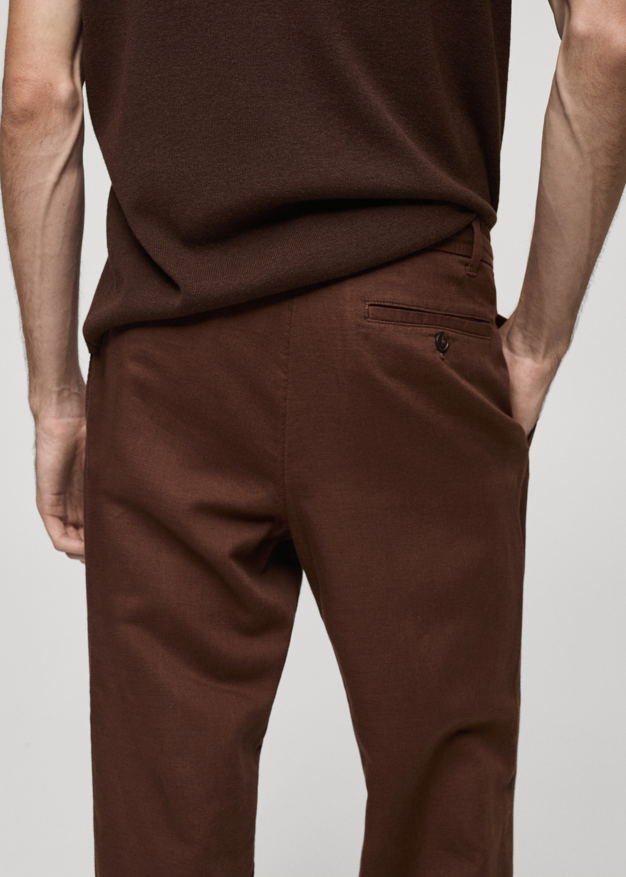 Slim-fit trousers with drawstring - Details of the article 6