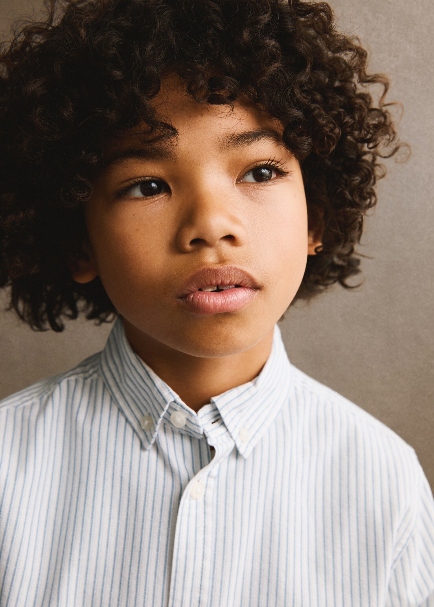 Striped Oxford shirt - Details of the article 5