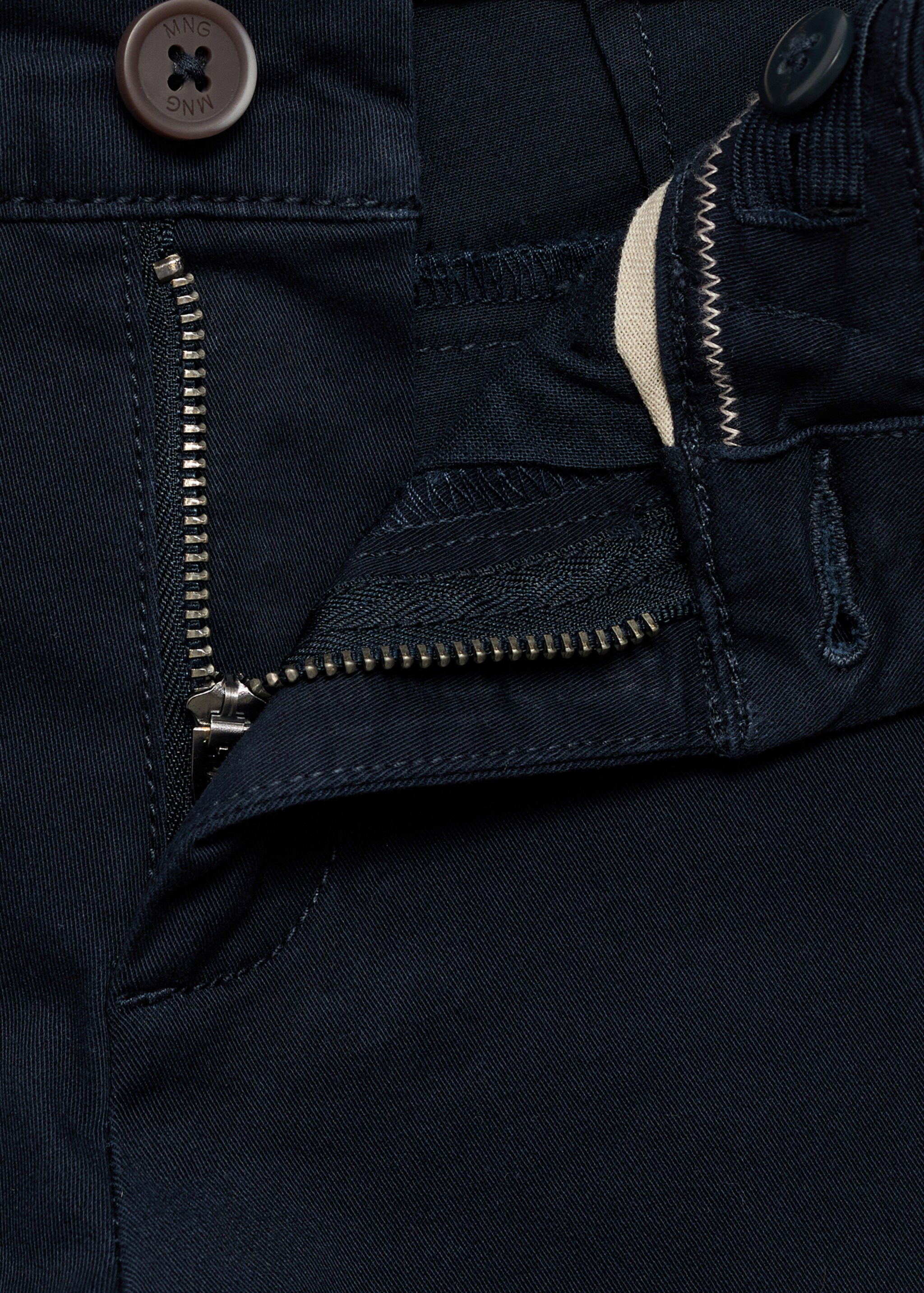 Cotton chinos - Details of the article 0