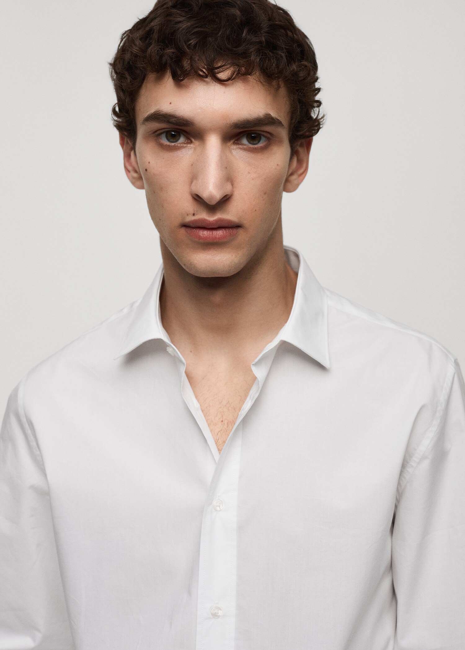Camisa regular fit 100% algodón - Detalle del artículo 1