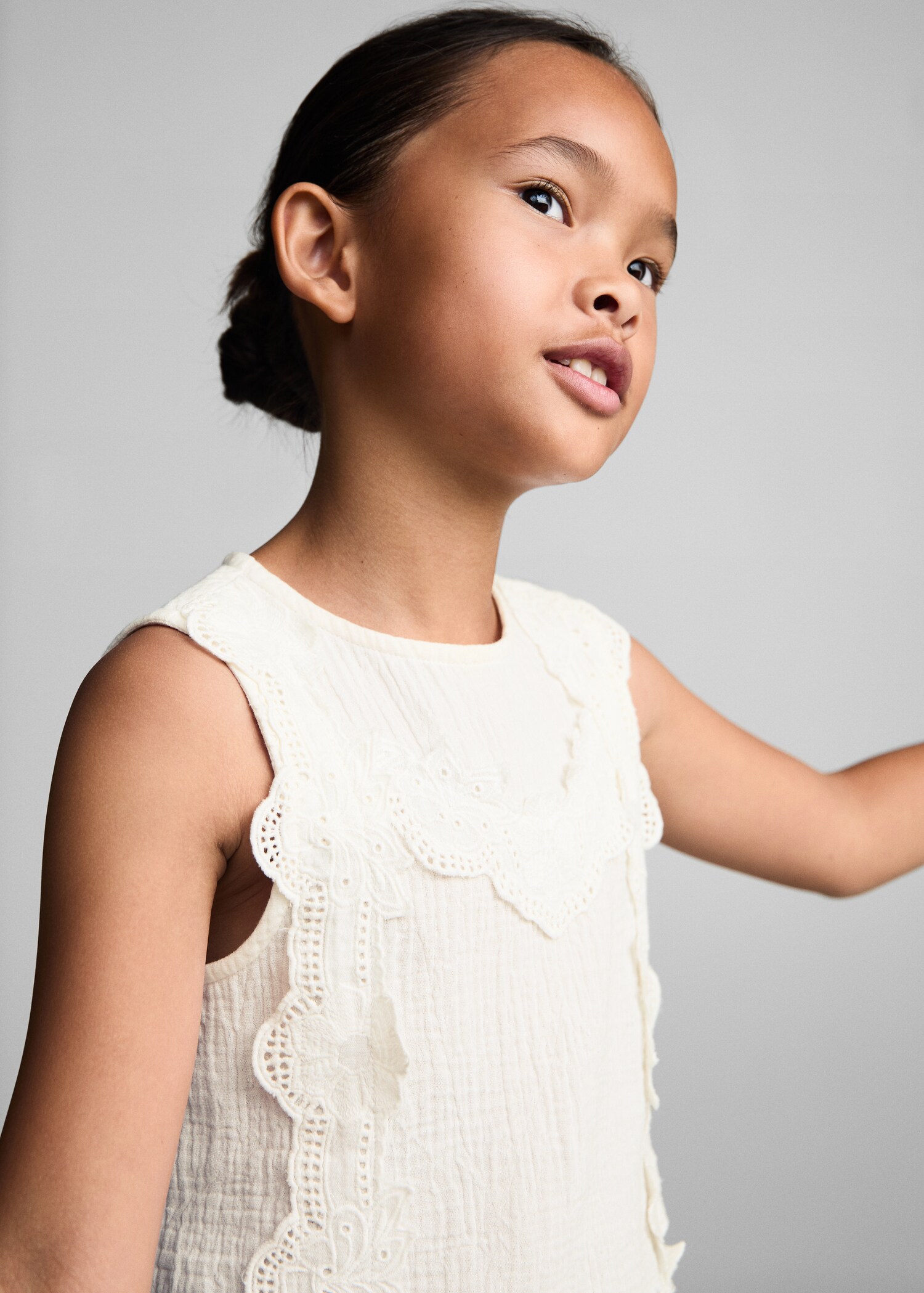 Cotton embroidered blouse - Детальніше про товар 1
