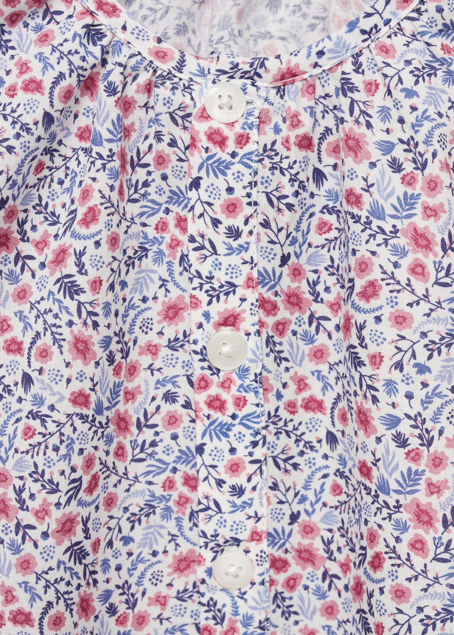 Buttoned printed blouse - Details of the article 8