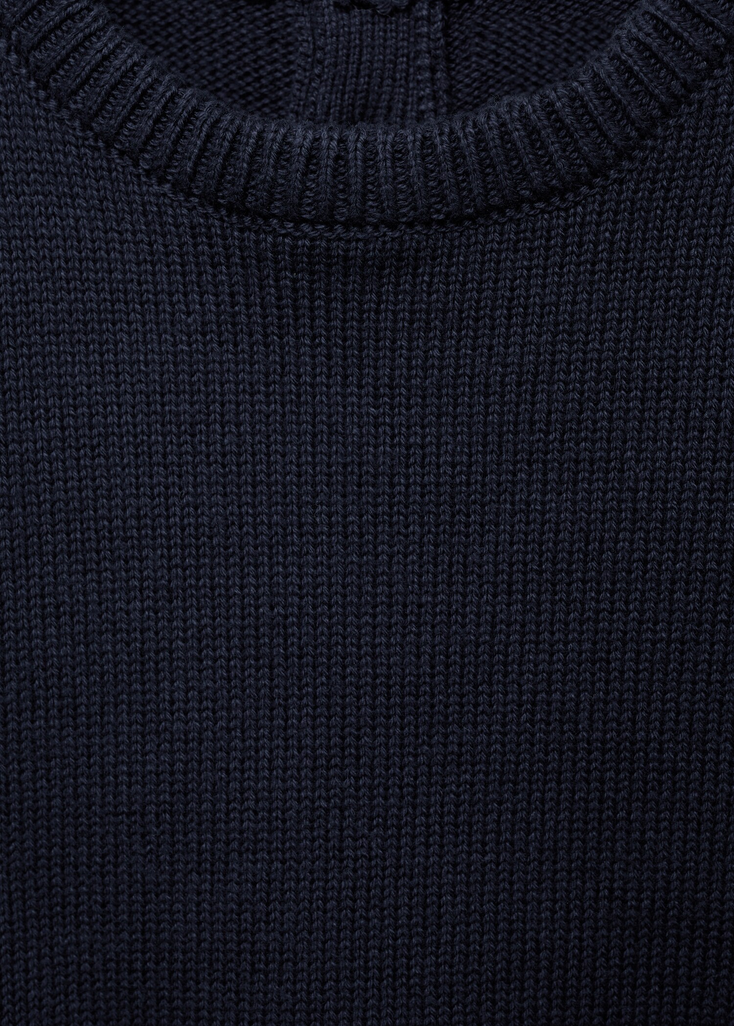Round-neck knitted sweater - Details of the article 0