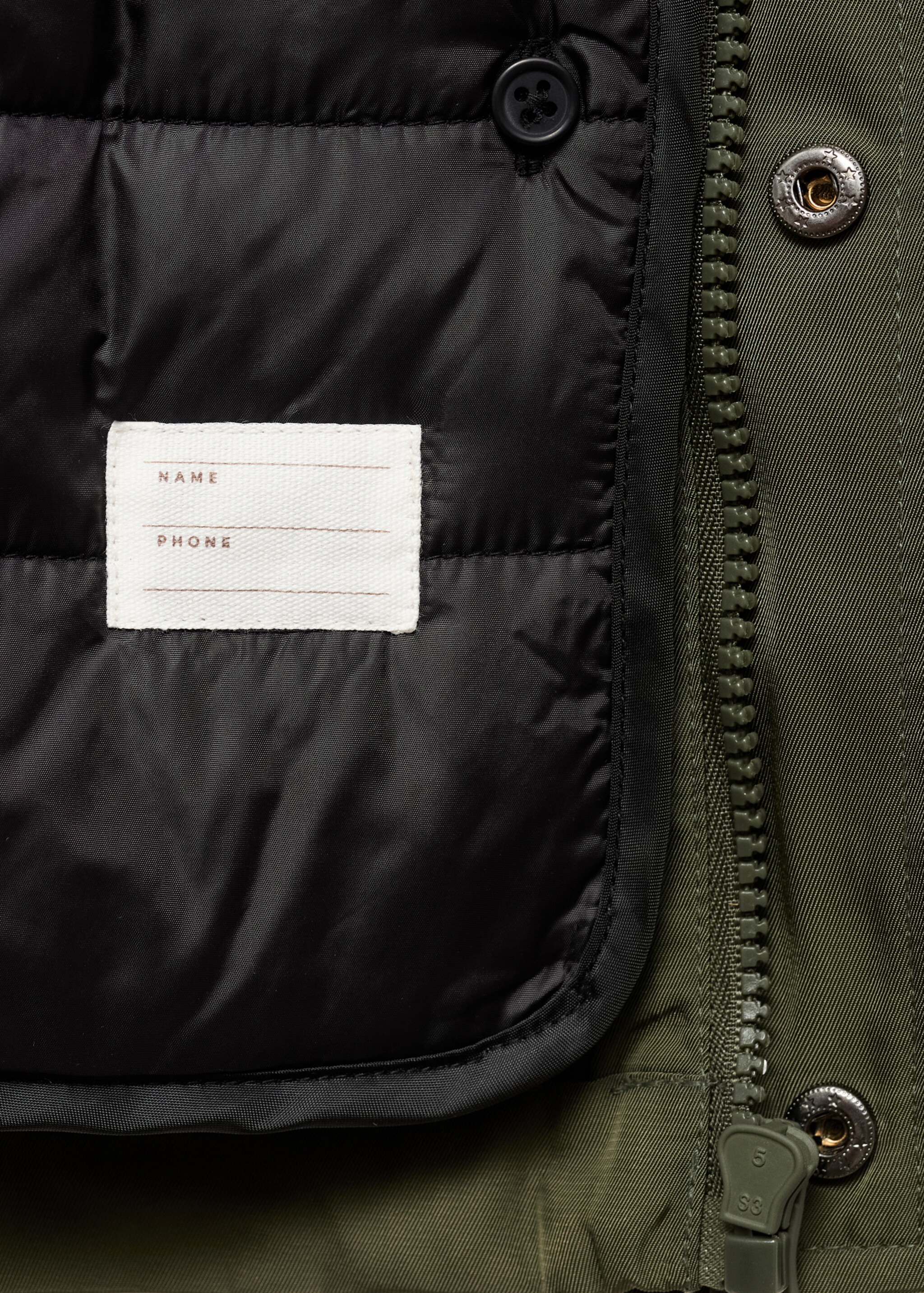 Hooded water-repellent coat - Details of the article 0