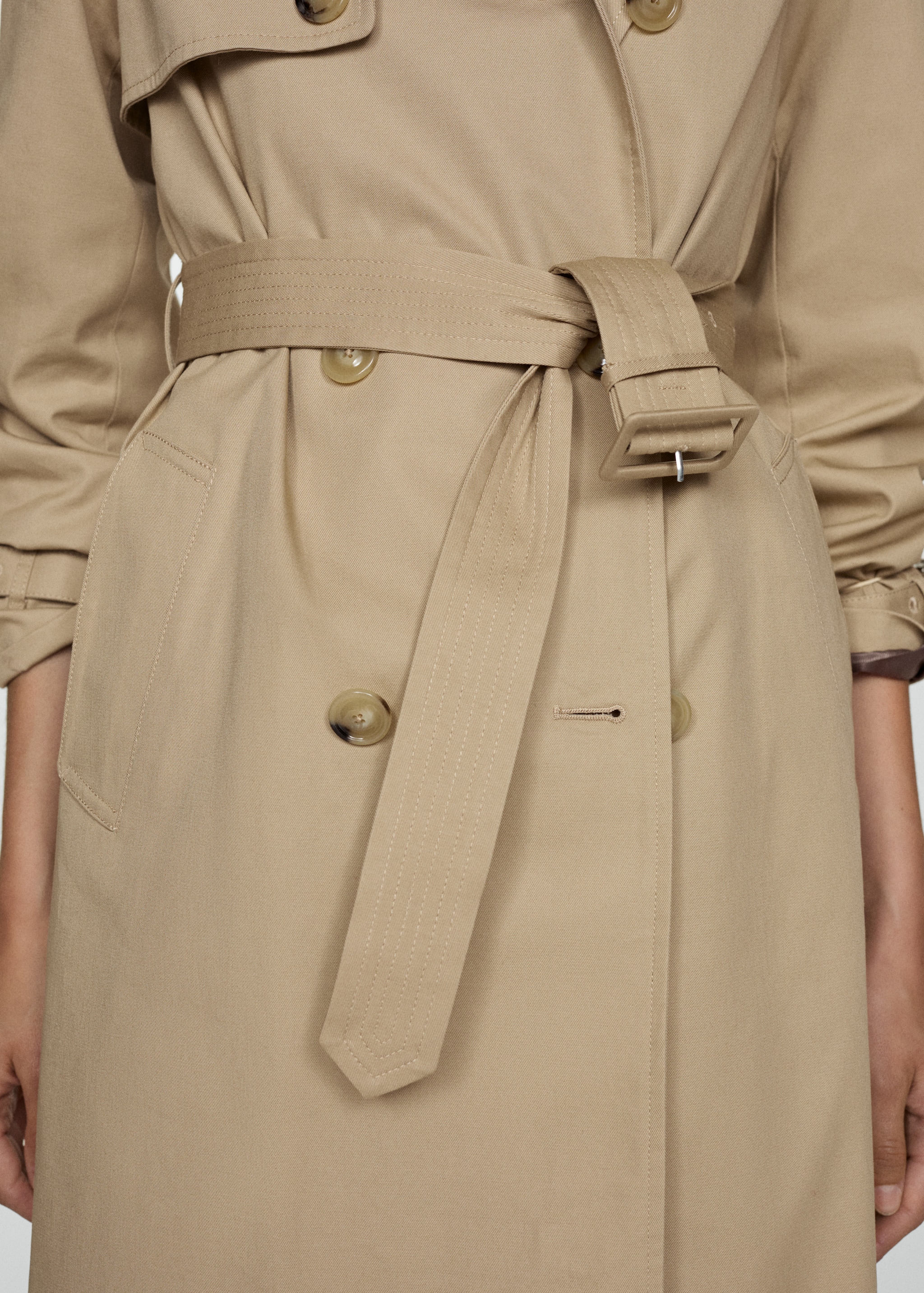 Classic trench coat with belt - Details of the article 6