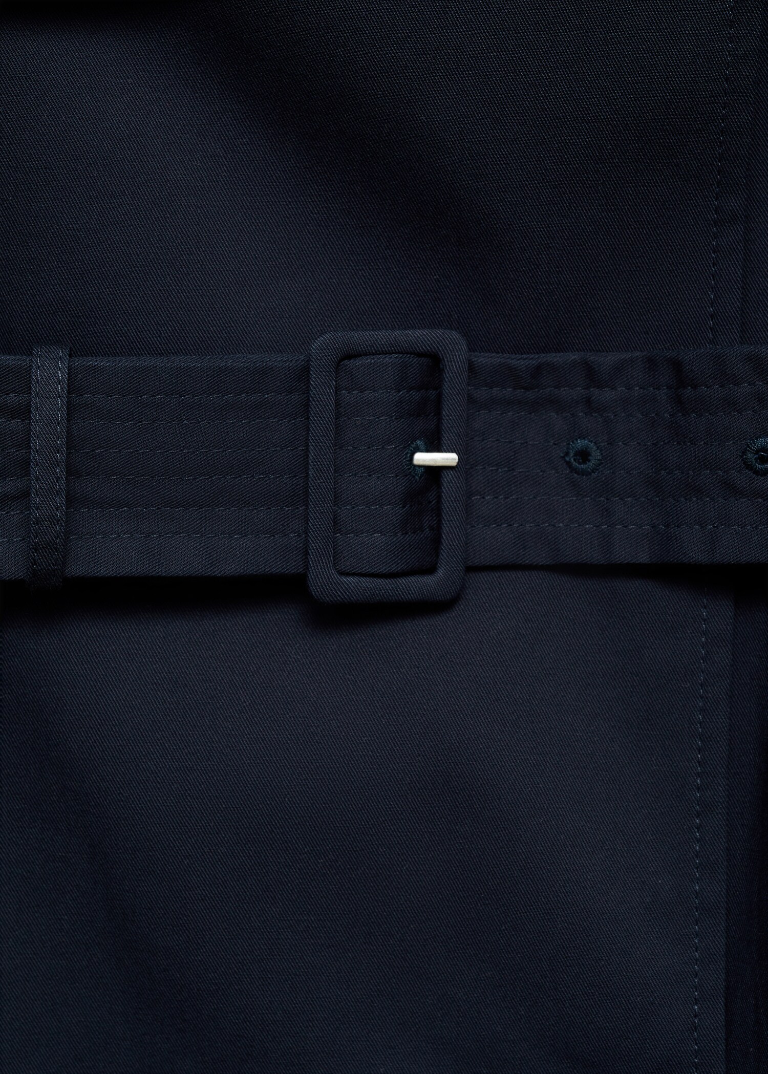 Classic trench coat with belt - Details of the article 0