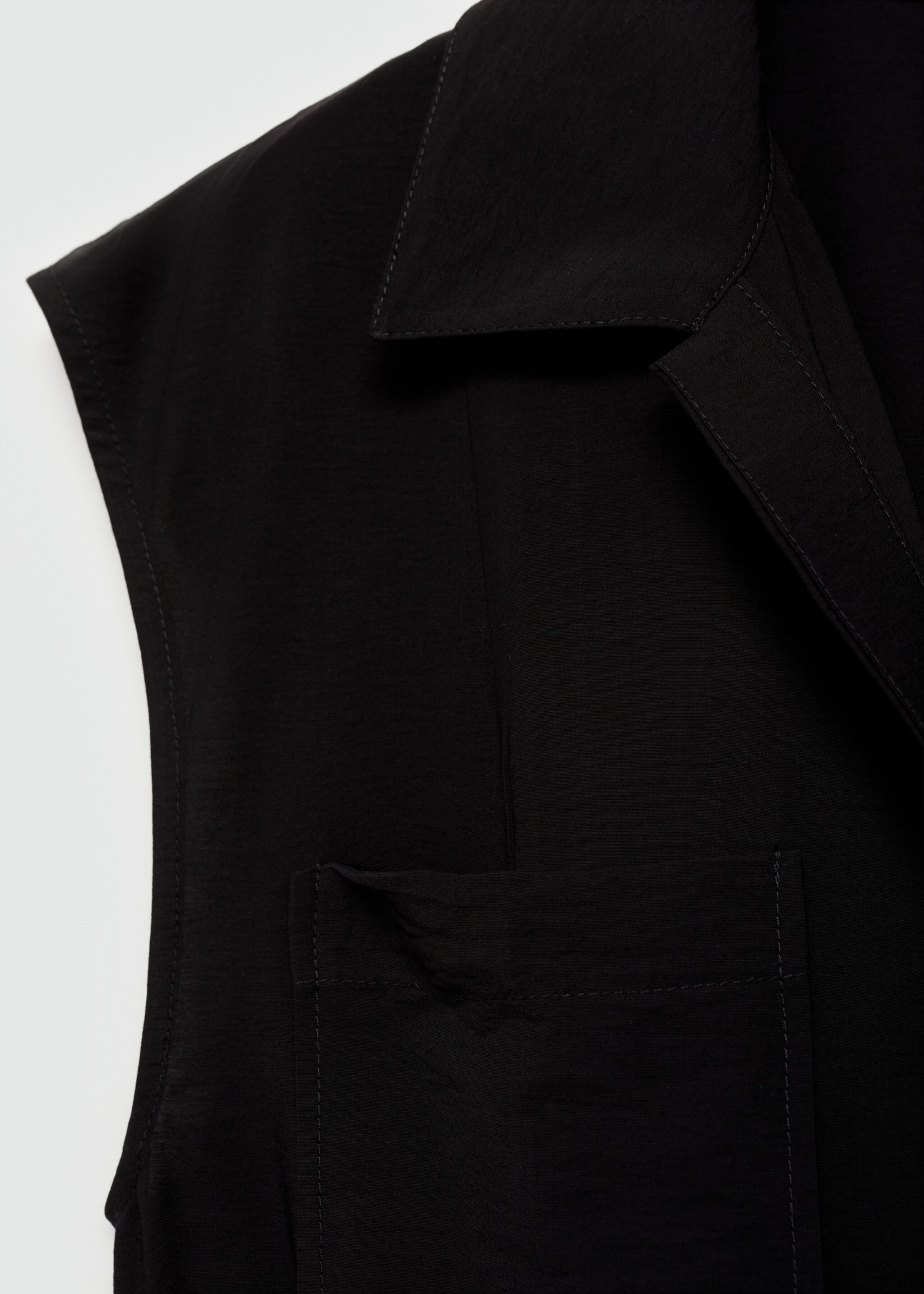Mono bolsillos cuello camisero - Detalle del artículo 0