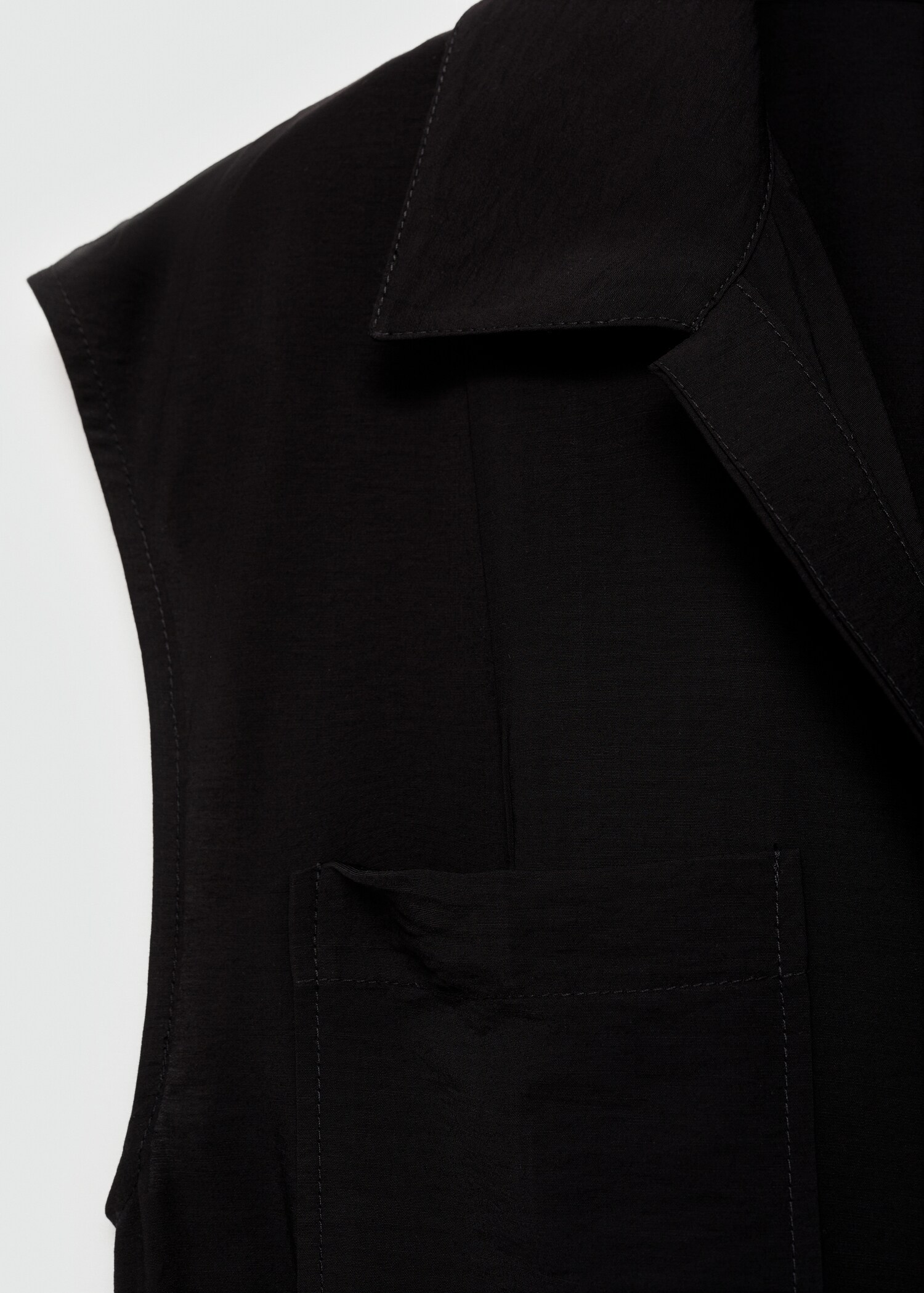 Mono bolsillos cuello camisero - Detalle del artículo 0