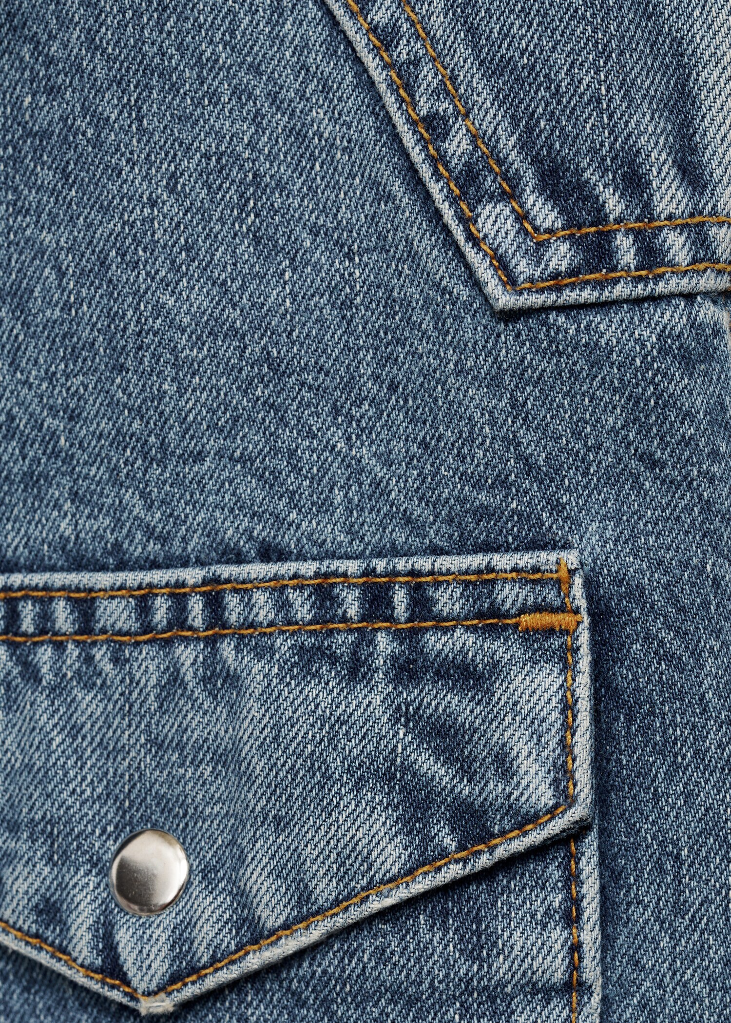 Pocket denim overshirt - Details of the article 0