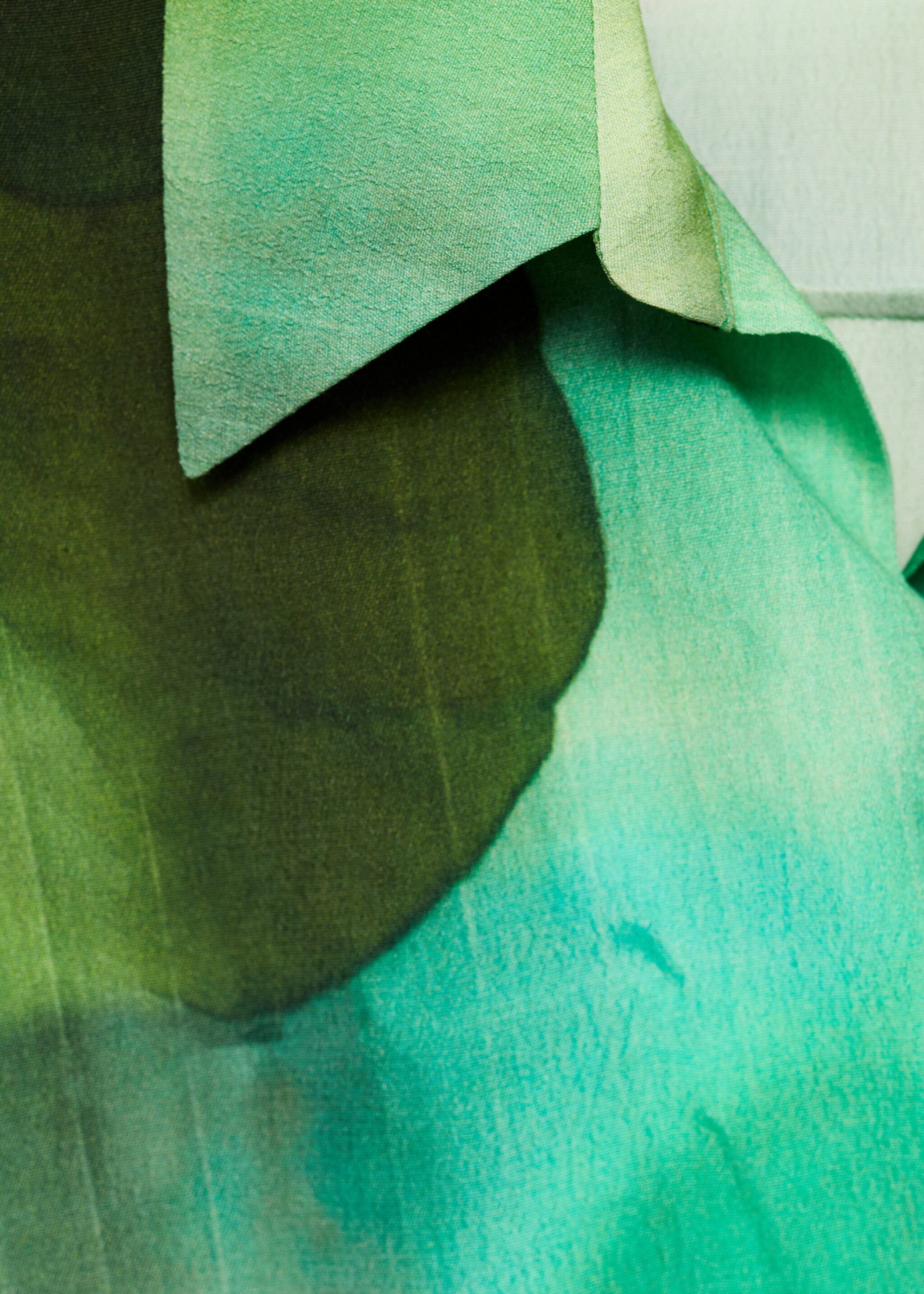 Vestido estampado lazo - Detalle del artículo 8, Verde. Ref: 77054072-00.