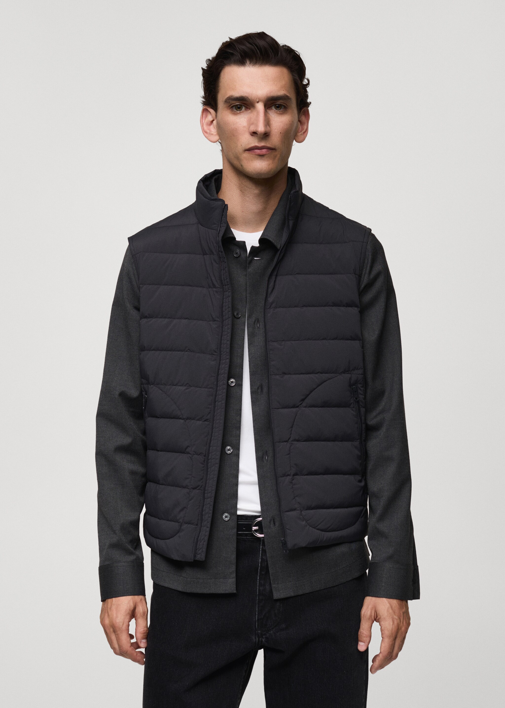 Gilet matelassé rembourrage plumes - Plan moyen