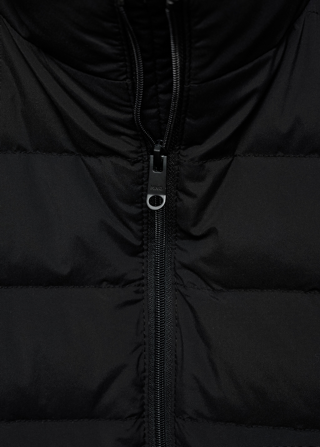 Quilted vest with down and feather filling Men MANGO Pakistan