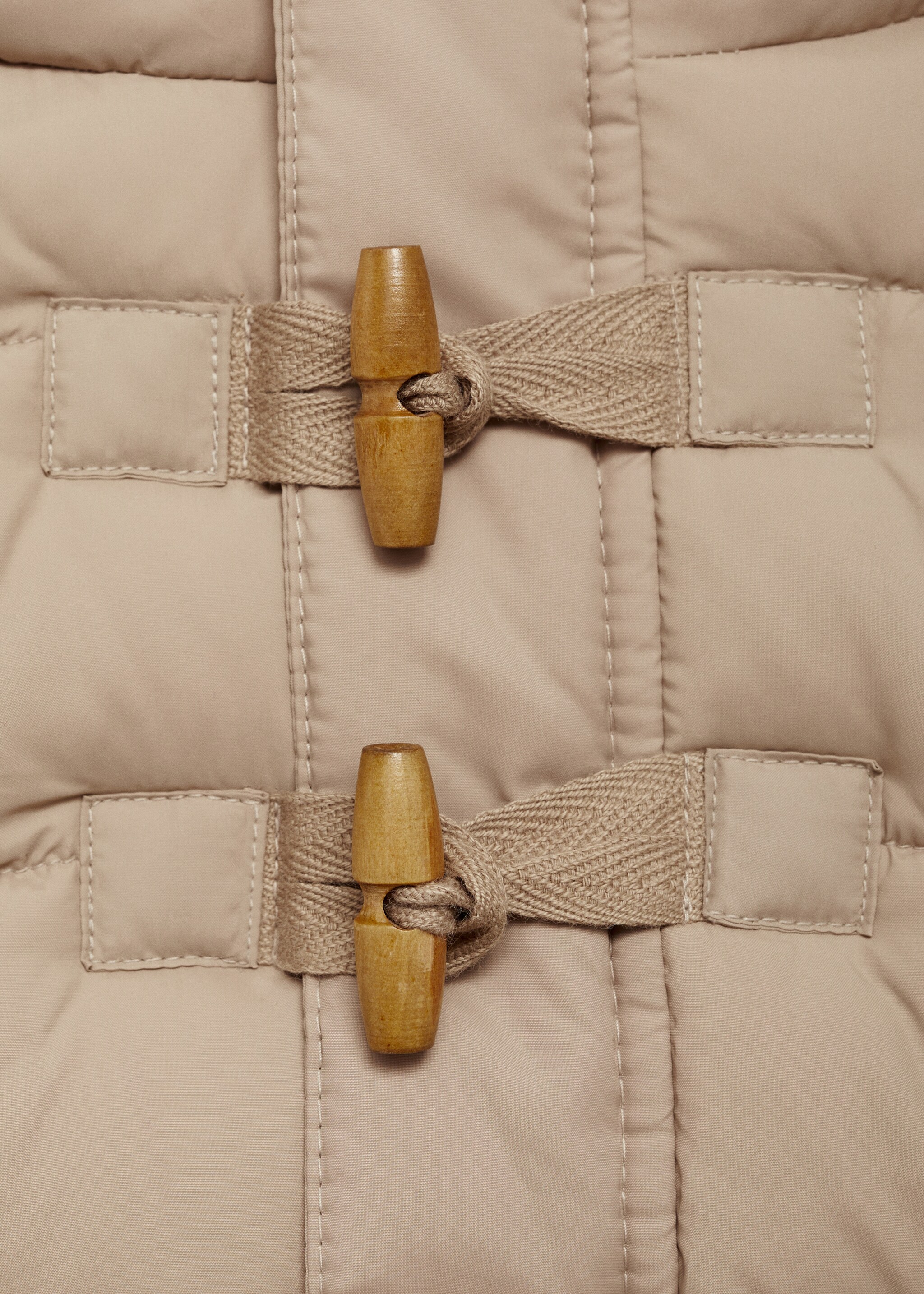 Padded anorak with shearling lining - Details of the article 8