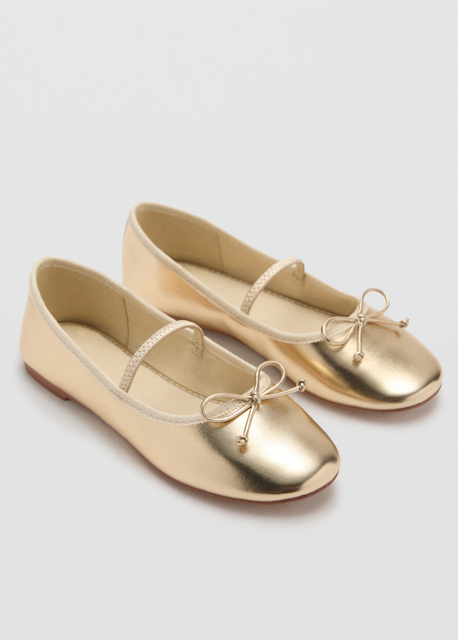 Ballerines bride métallisée - Plan moyen