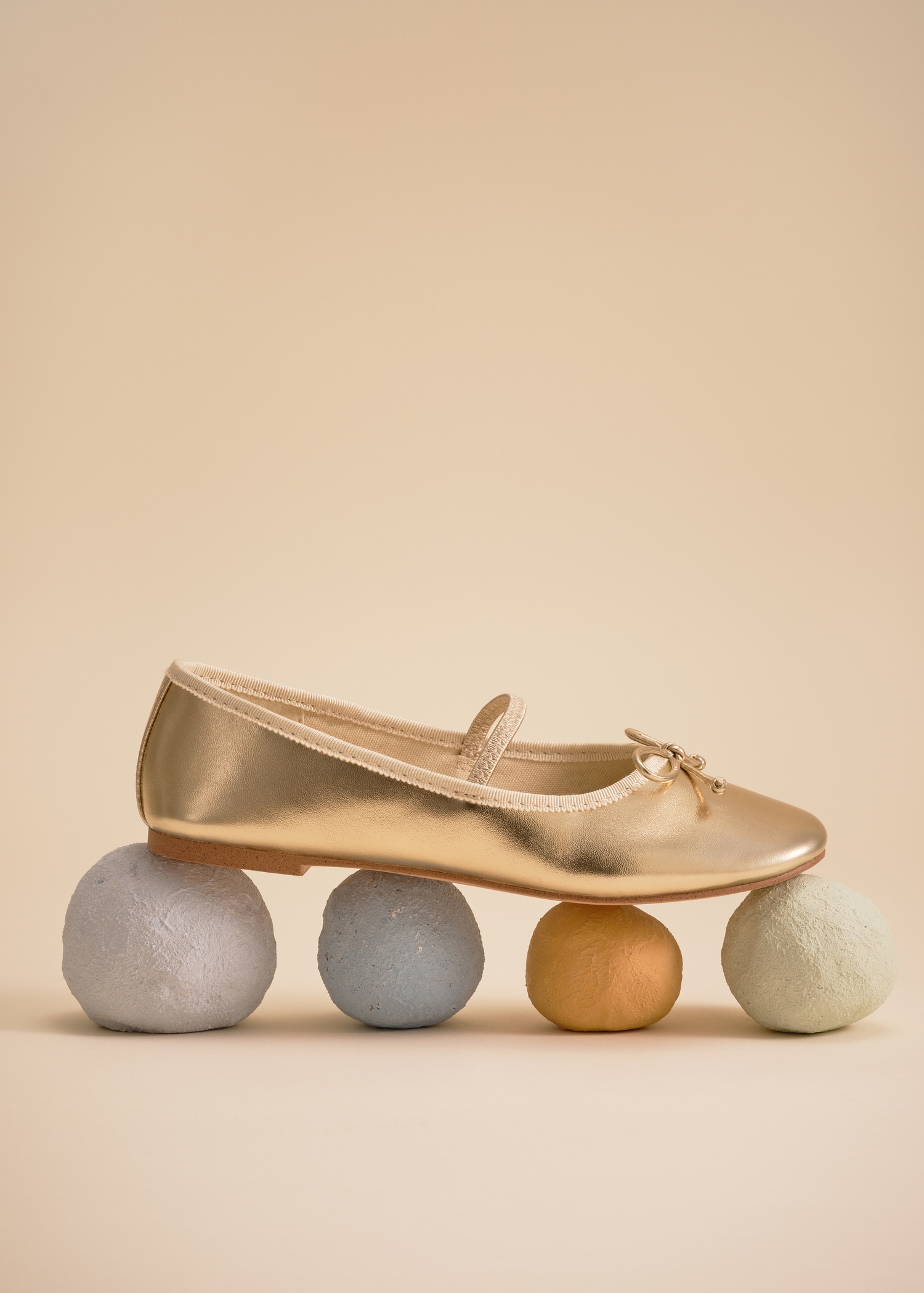 Metallic strip ballerinas - Details of the article 5