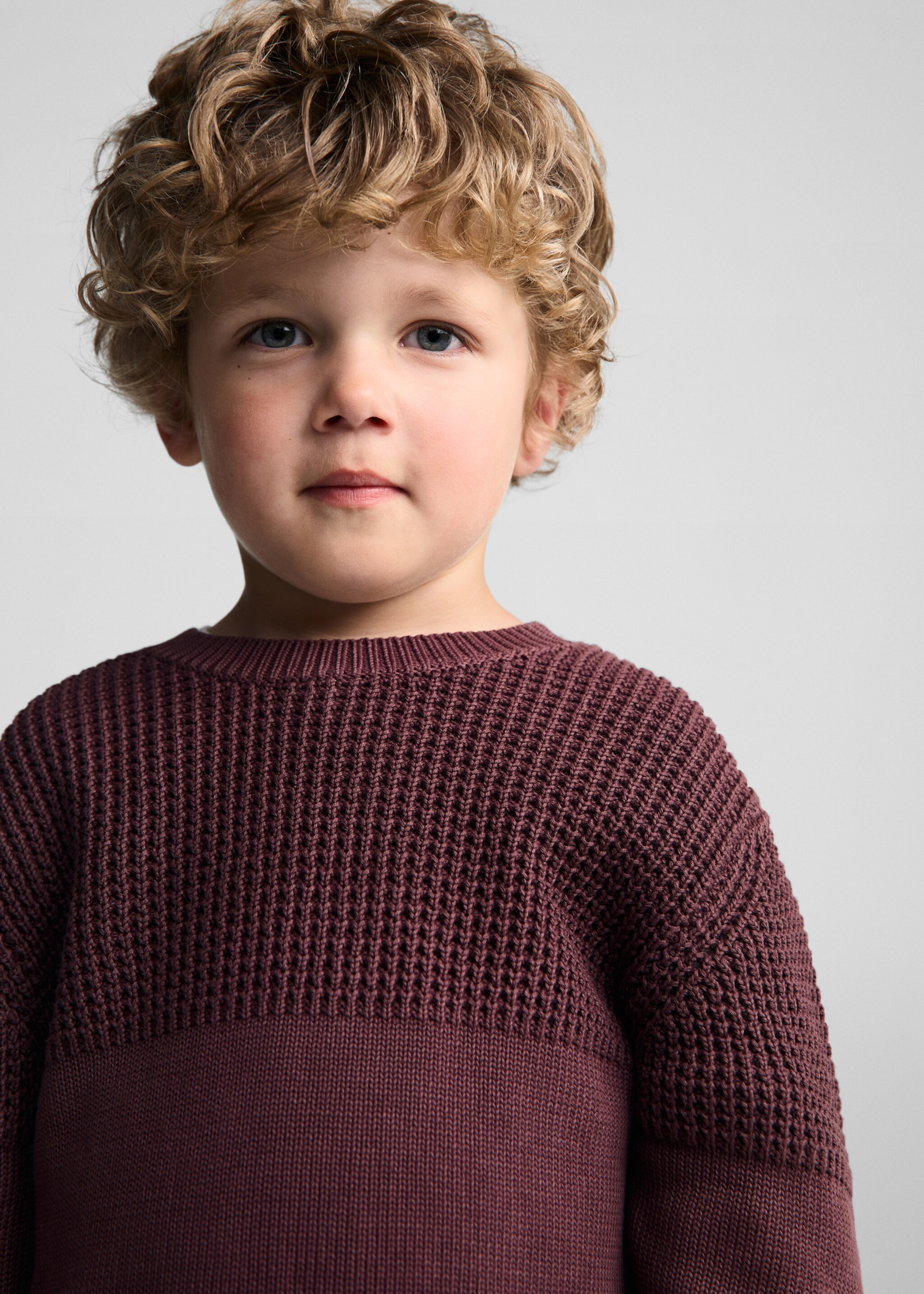 Contrasting knit sweater - Details of the article 1