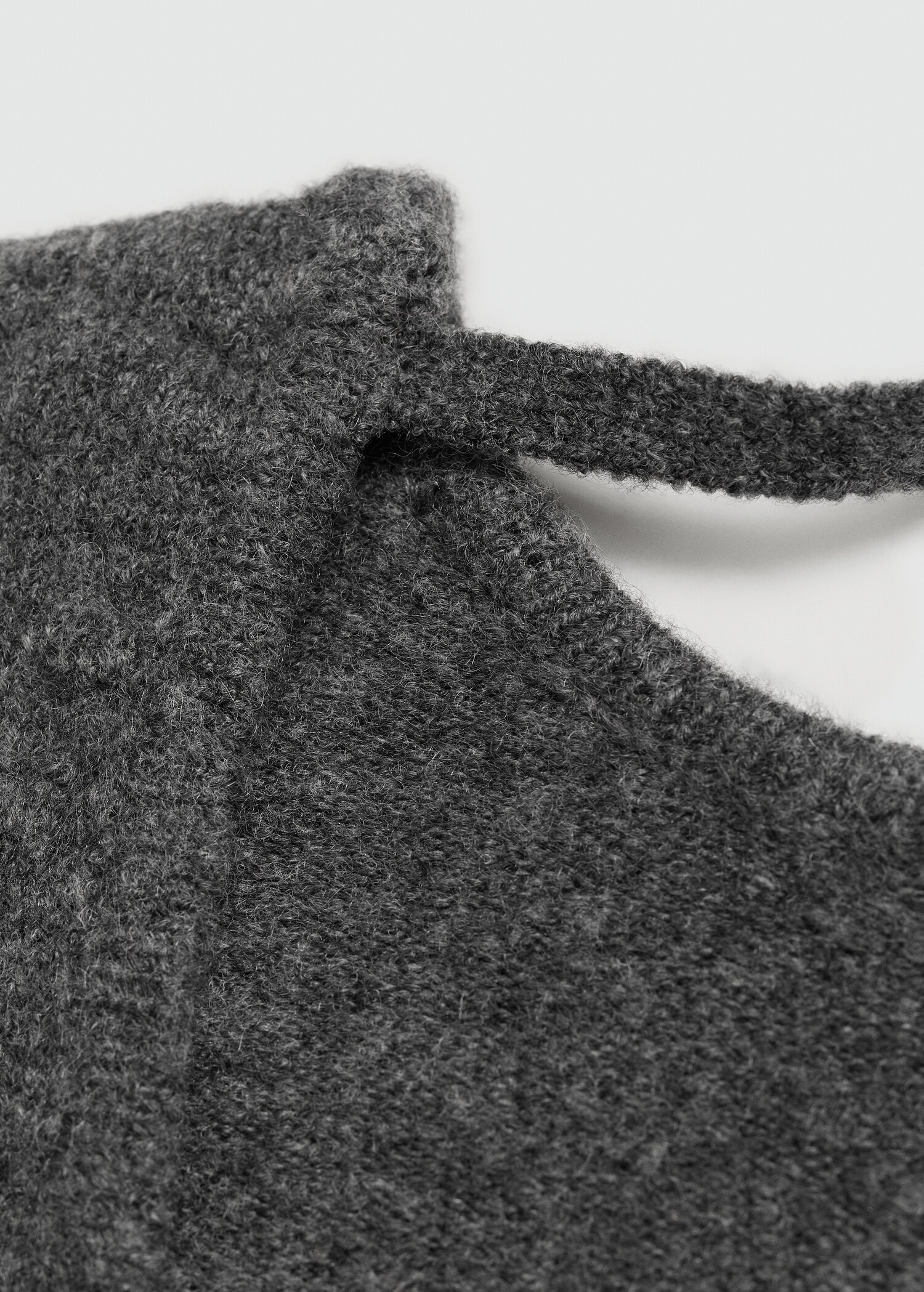 Back vent sweater - Details of the article 0
