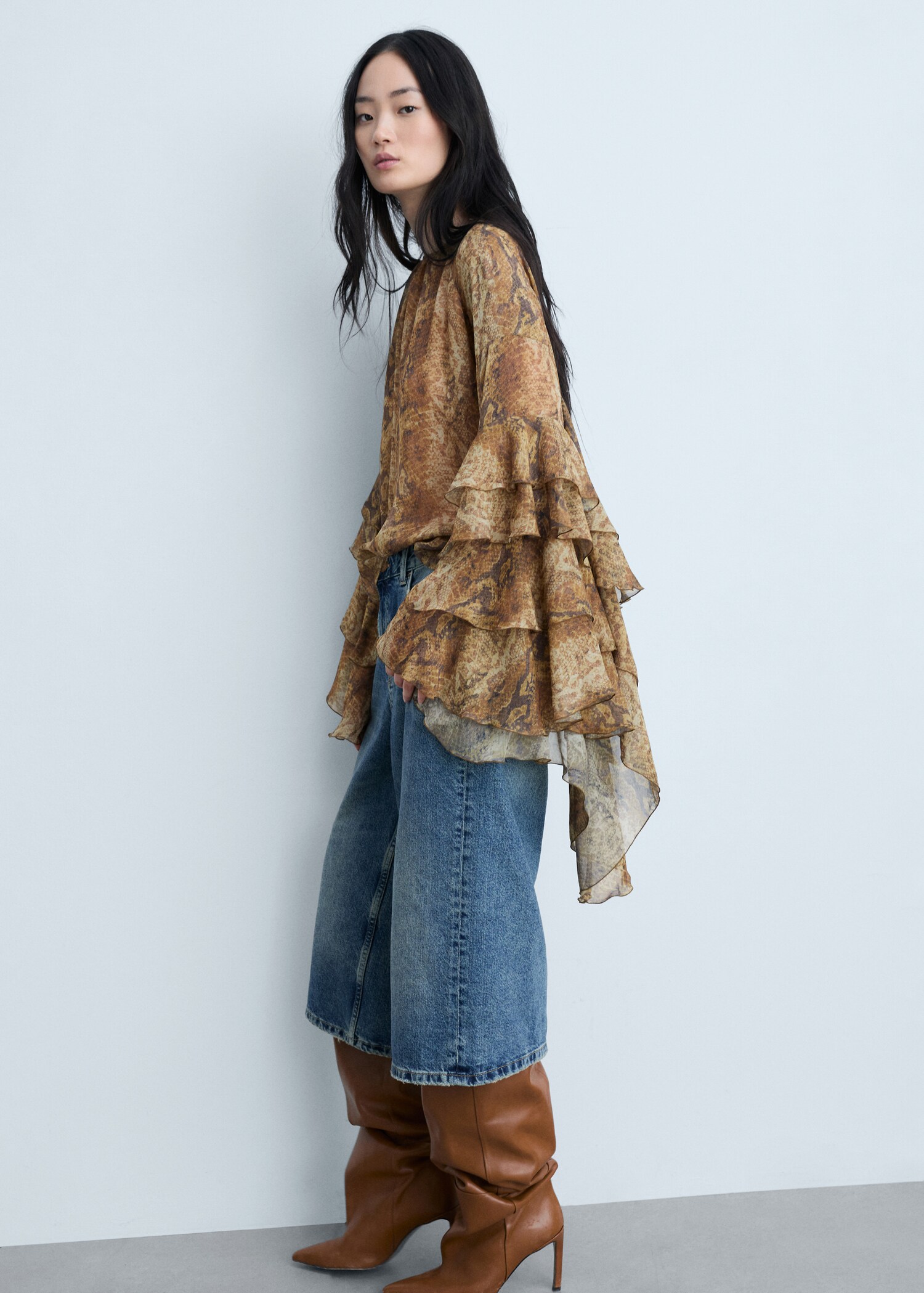 Blusa volantes estampado serpiente - Detalle del artículo 6