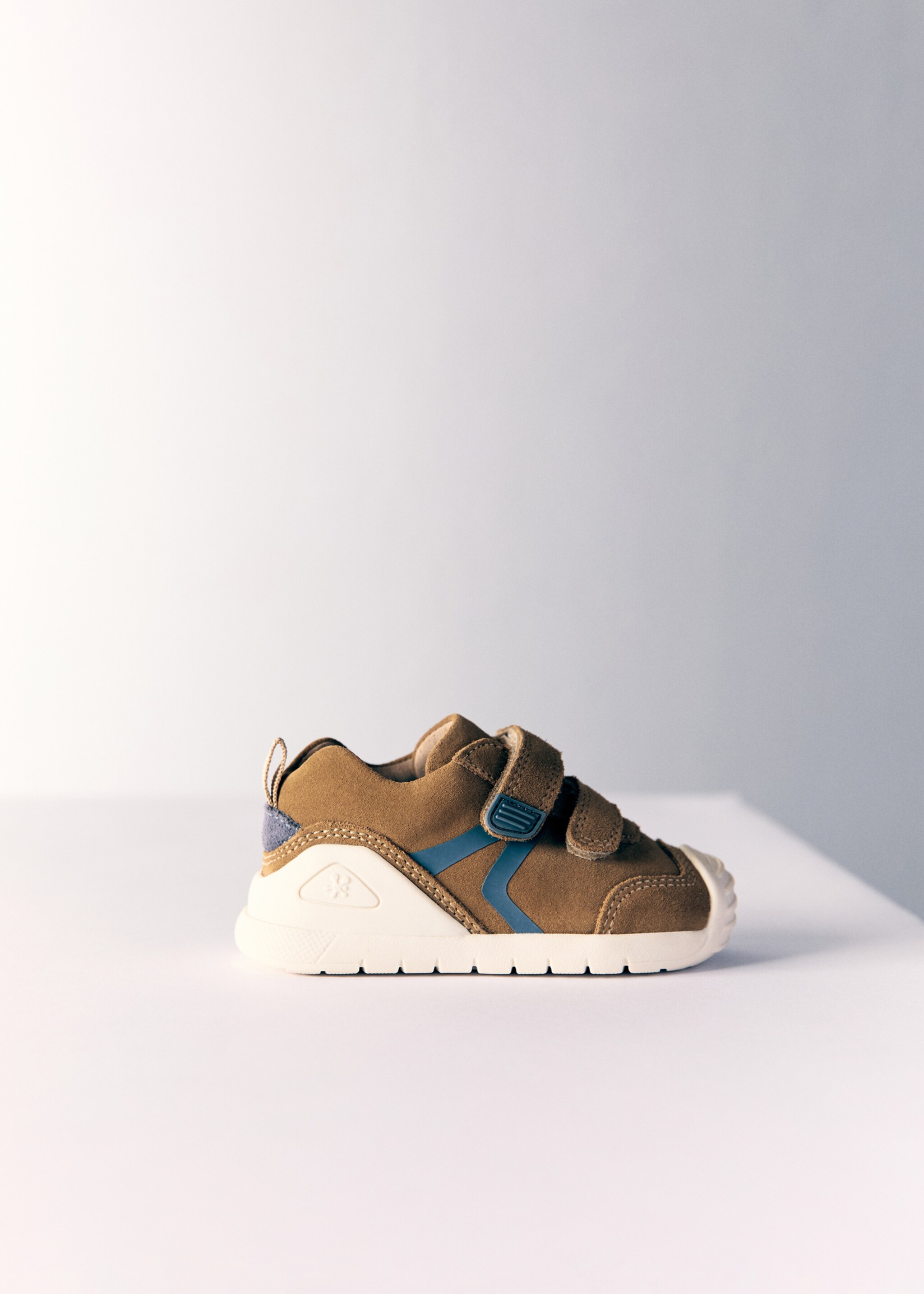 Biomecanics-Ledersneaker - Artikel ohne Model