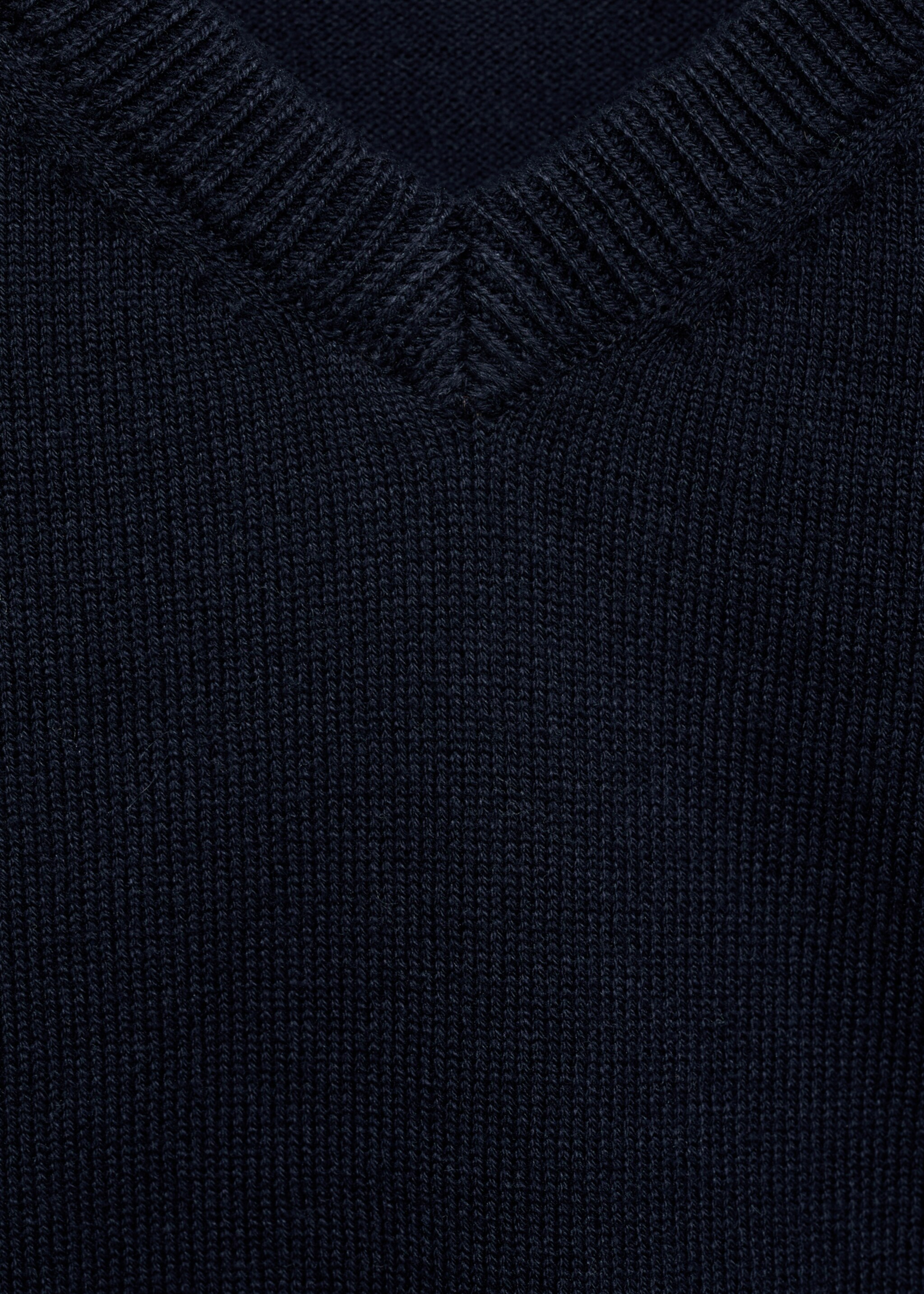 V-neck sweater - Details of the article 8