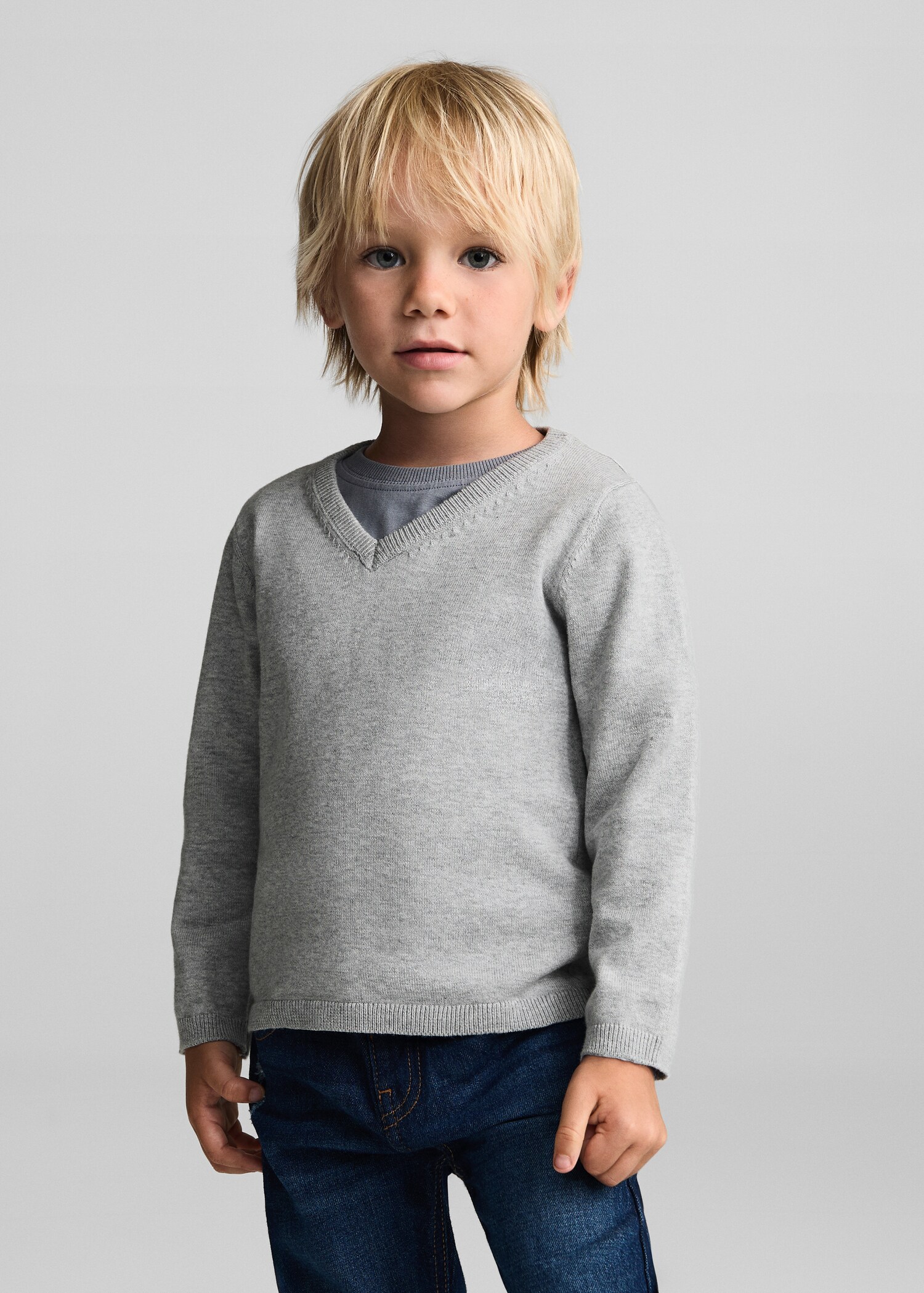 V-neck sweater - Medium plane