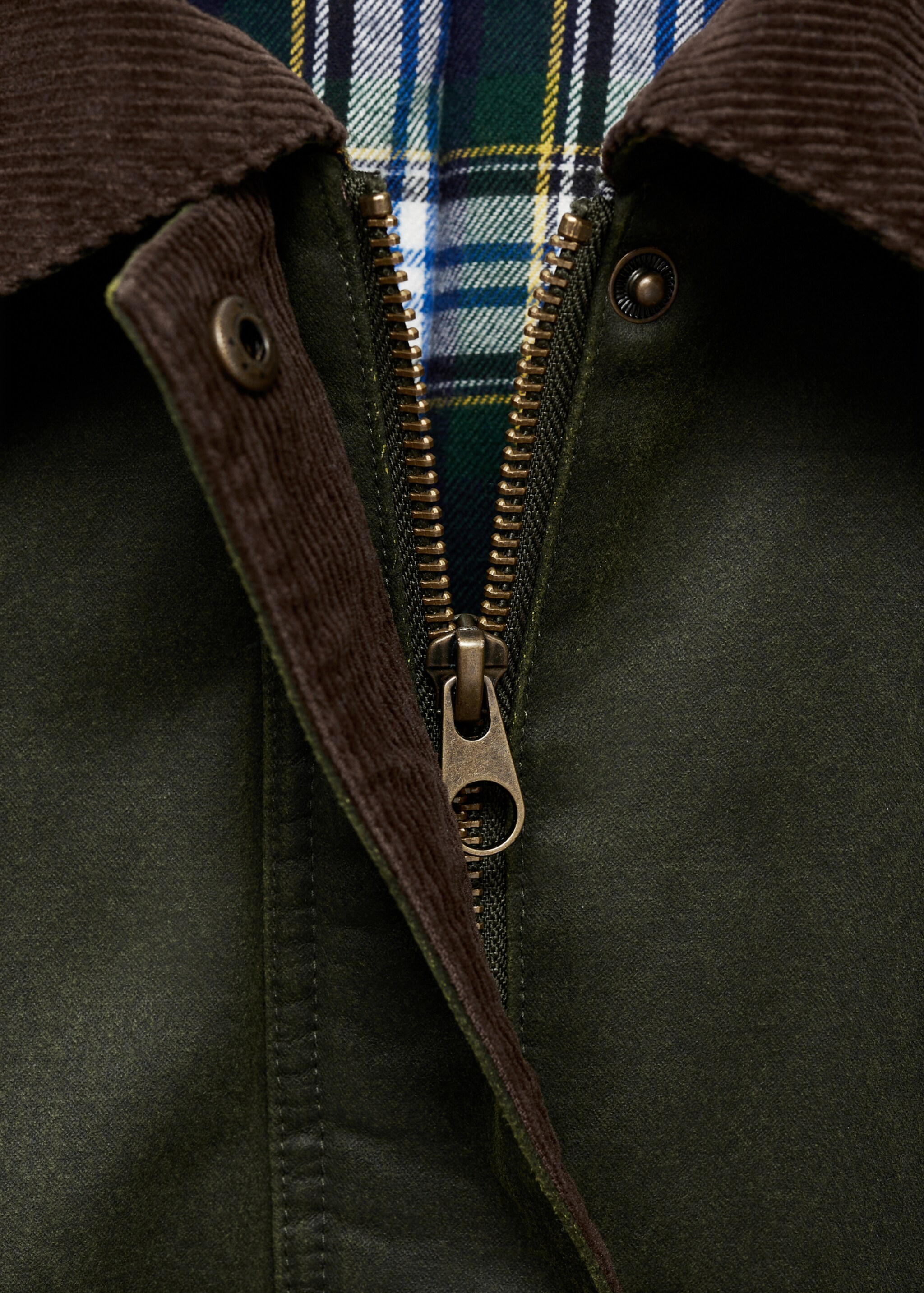 Long waxed effect parka - Details of the article 8