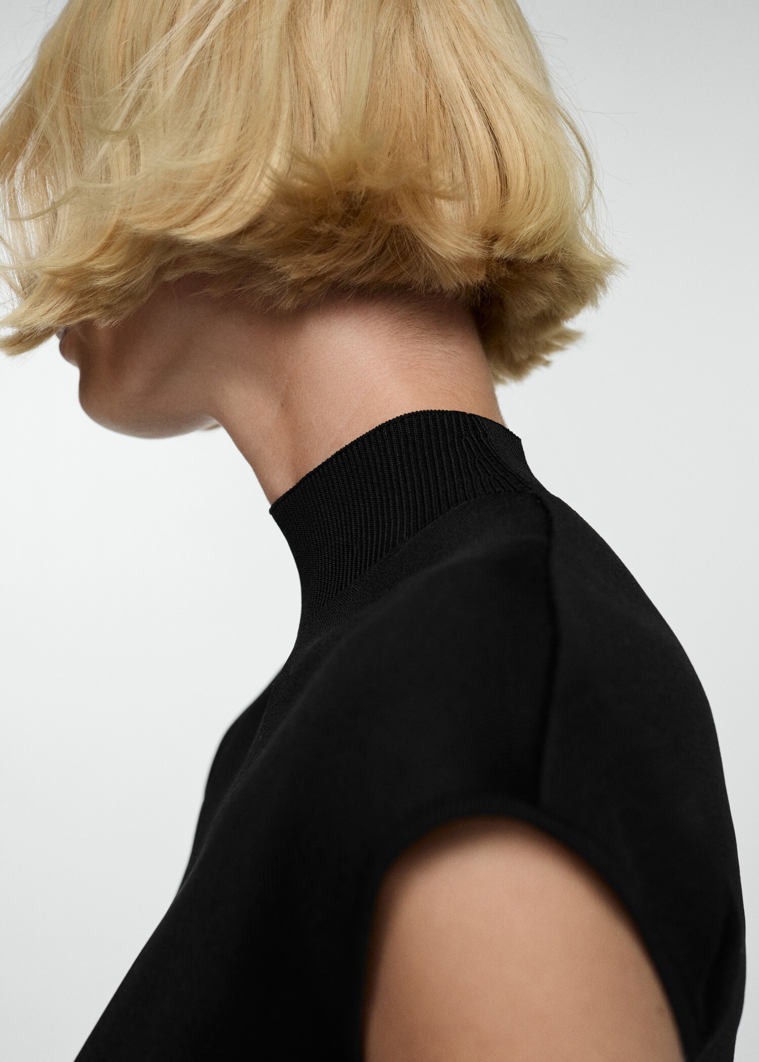 Perkins-neck knitted dress - Details of the article 1