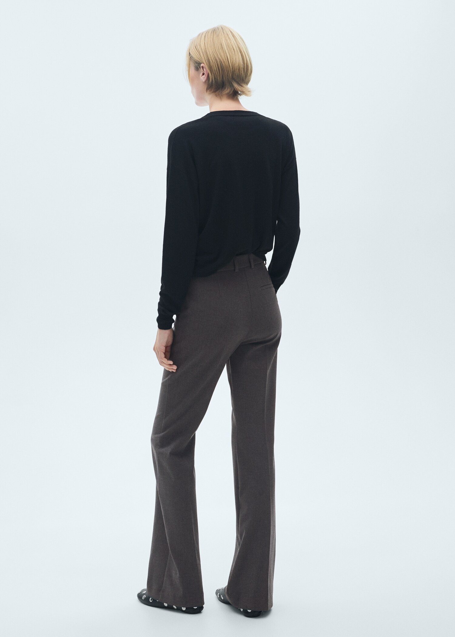 Pantalón flare bolsillos - Reverso del artículo