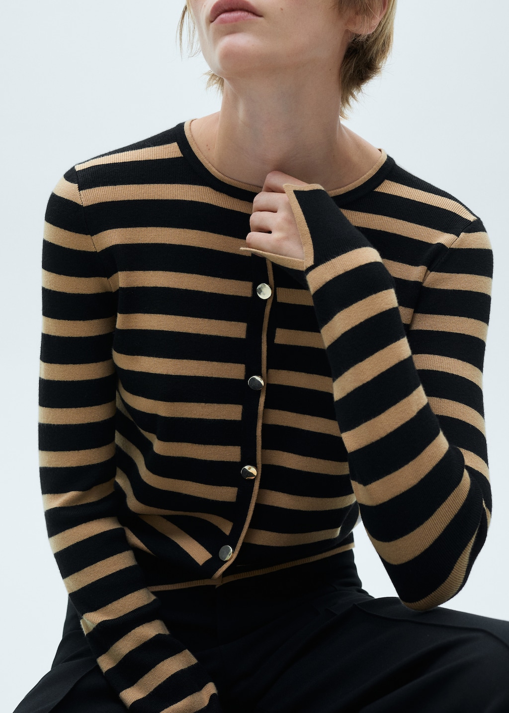 Button knit cardigan Woman MANGO Bahrain