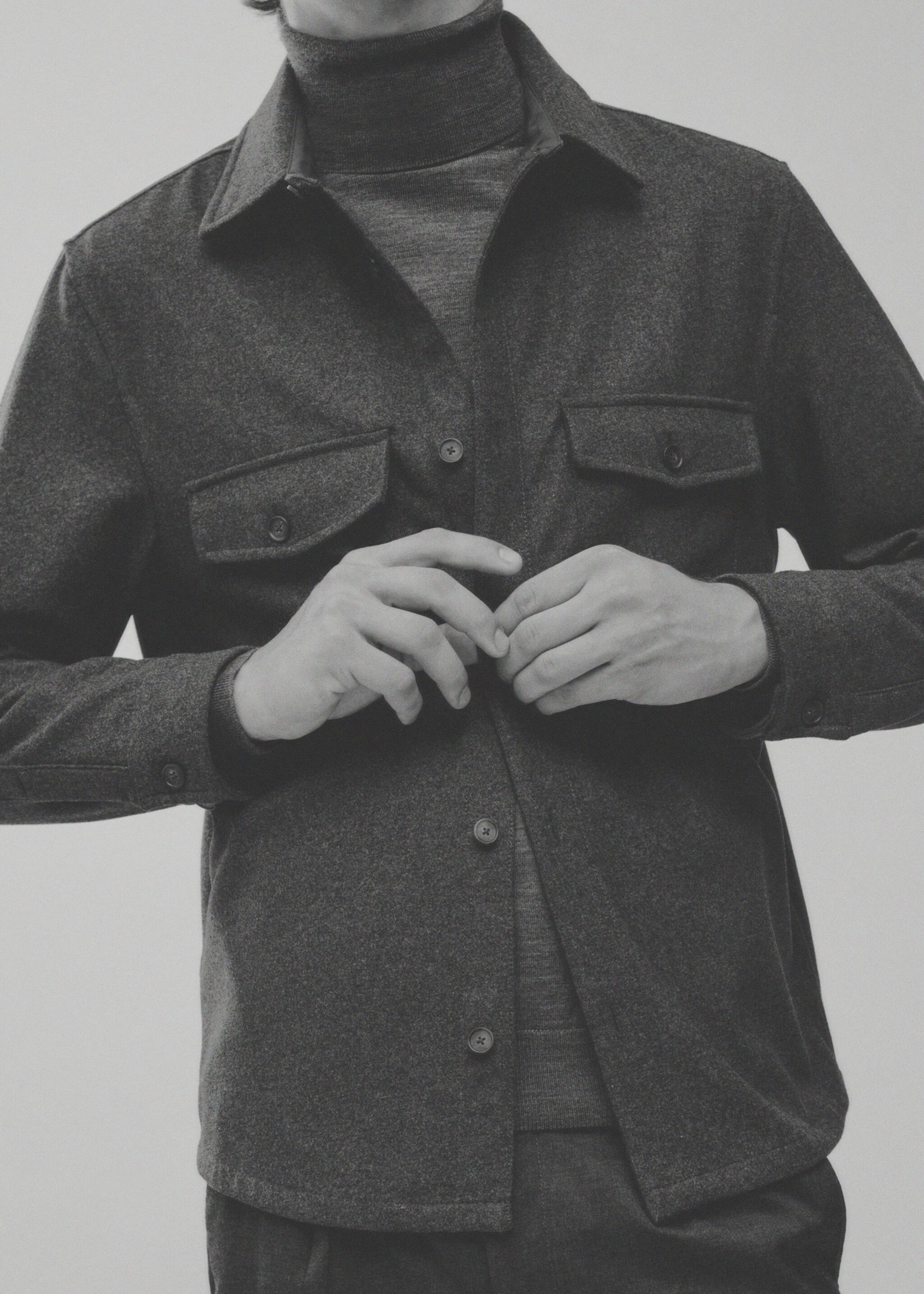 Slim-fit overshirt with pockets - Details of the article 3