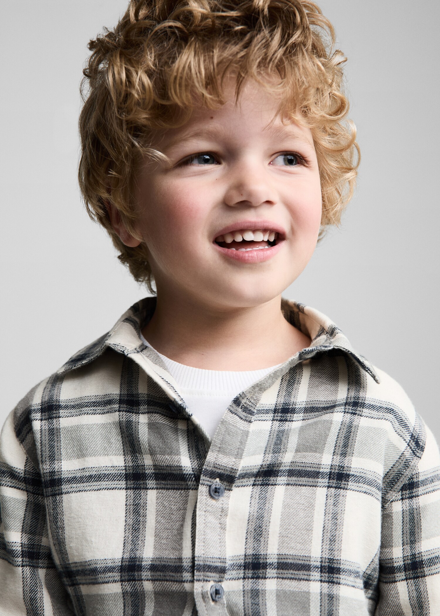 Check cotton shirt - Details of the article 1