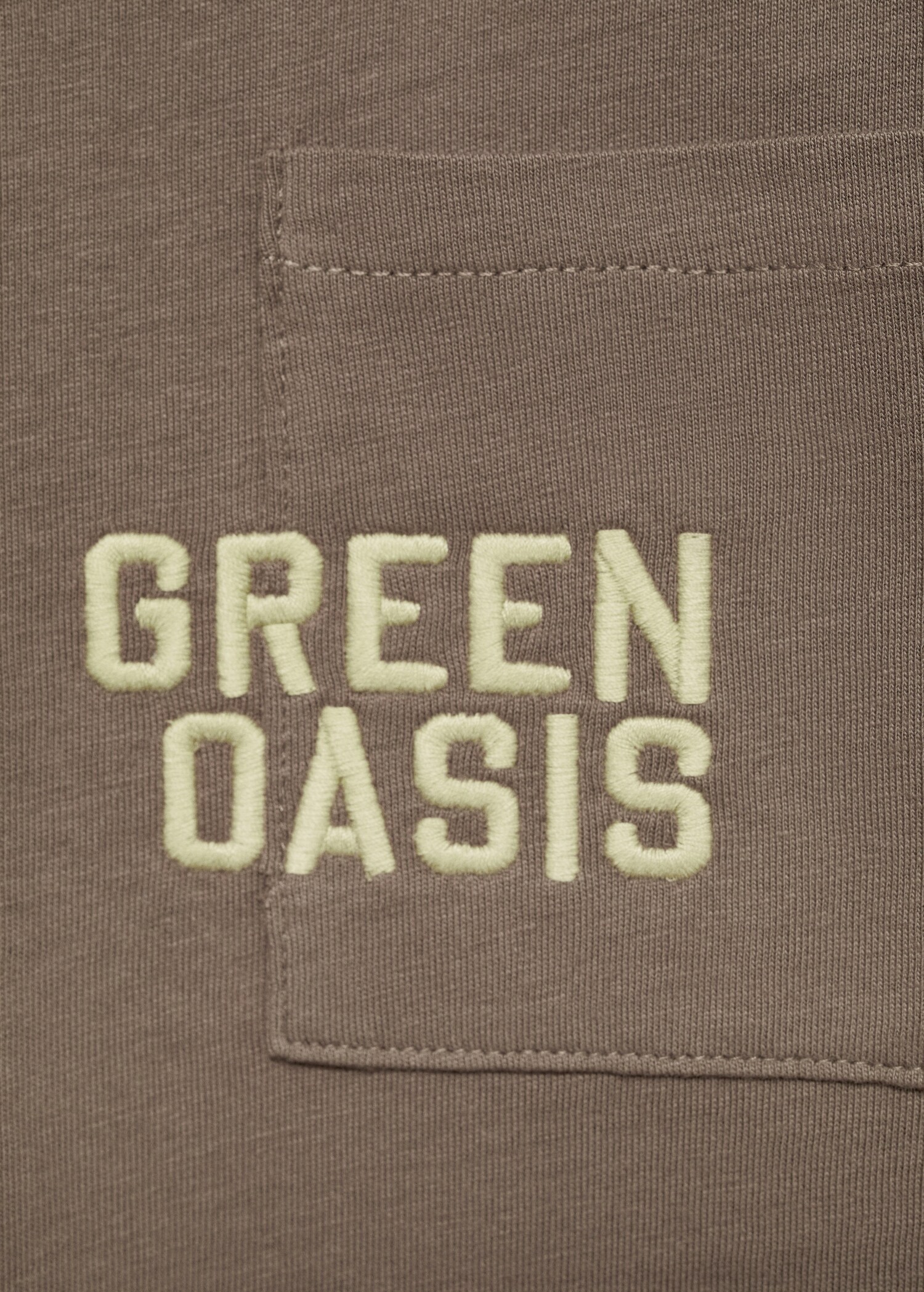 Embroidered long-sleeved t-shirt - Details of the article 8