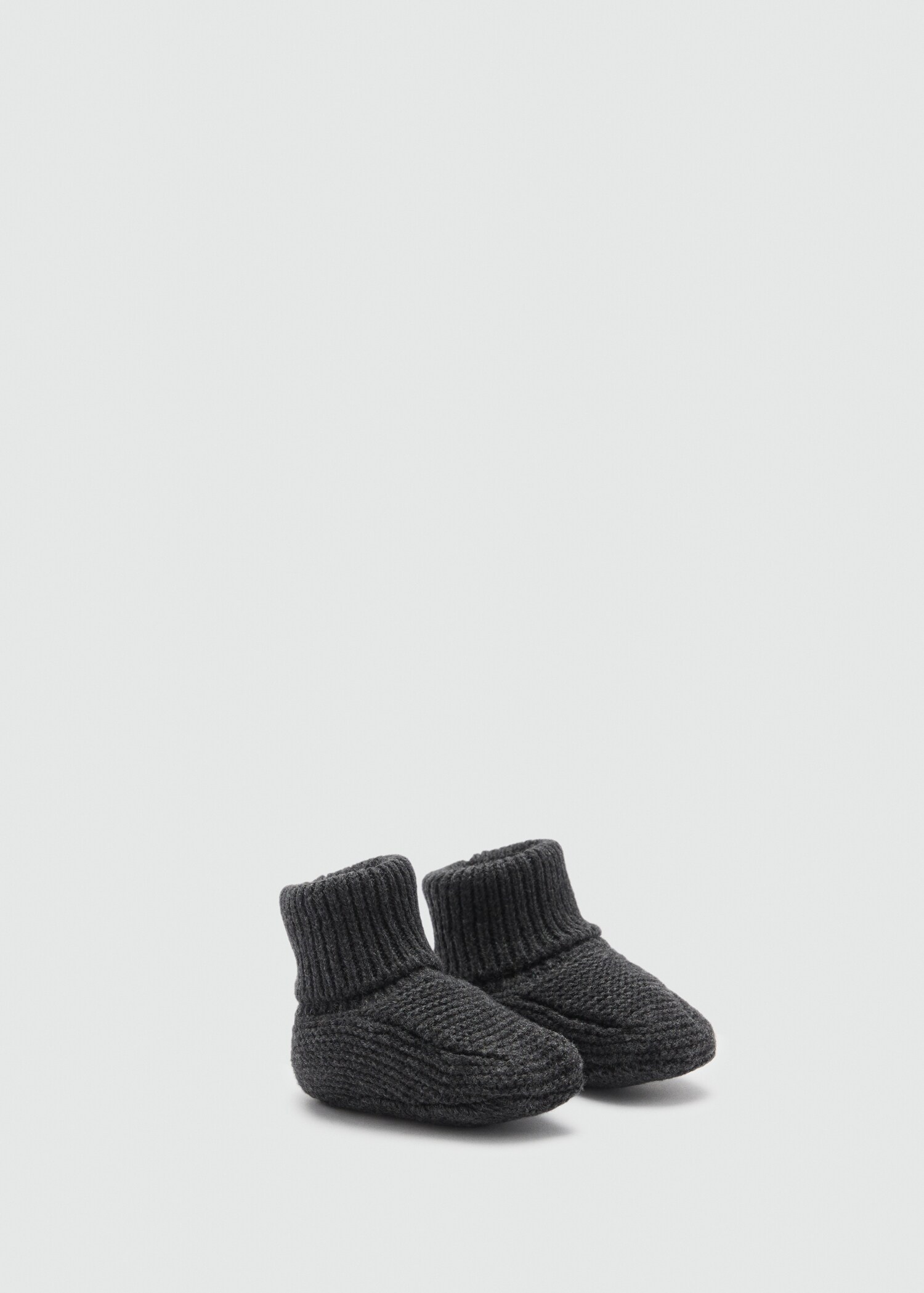 Knit bootees - Reverse of the article