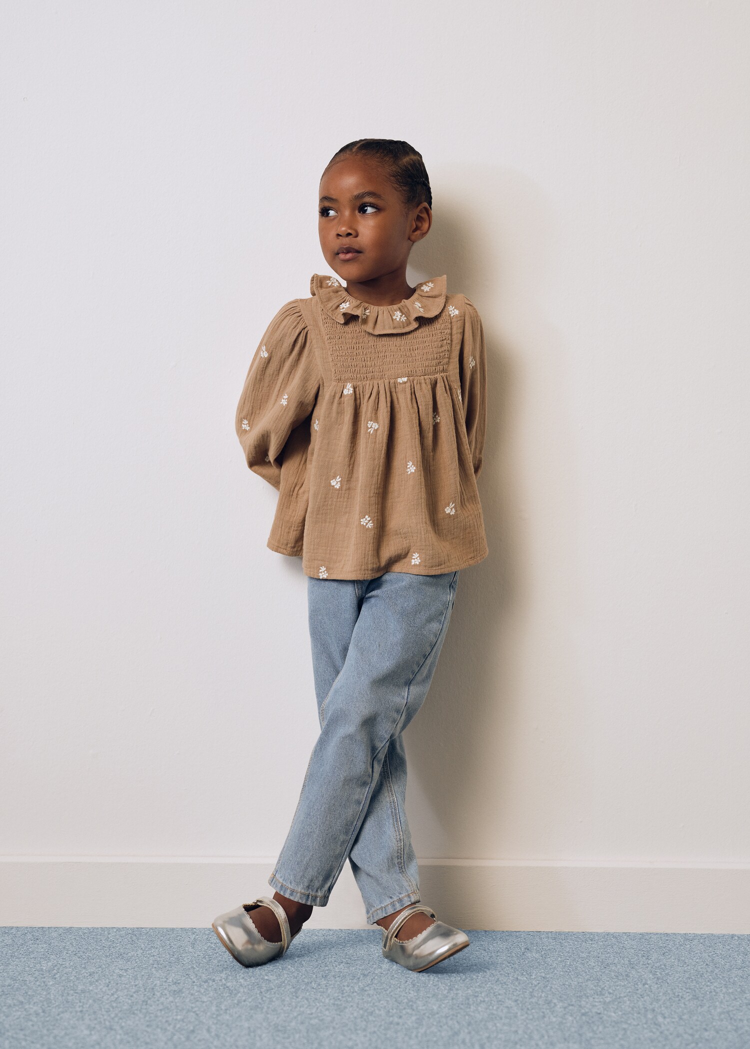 Embroidered cotton blouse - Details of the article 5