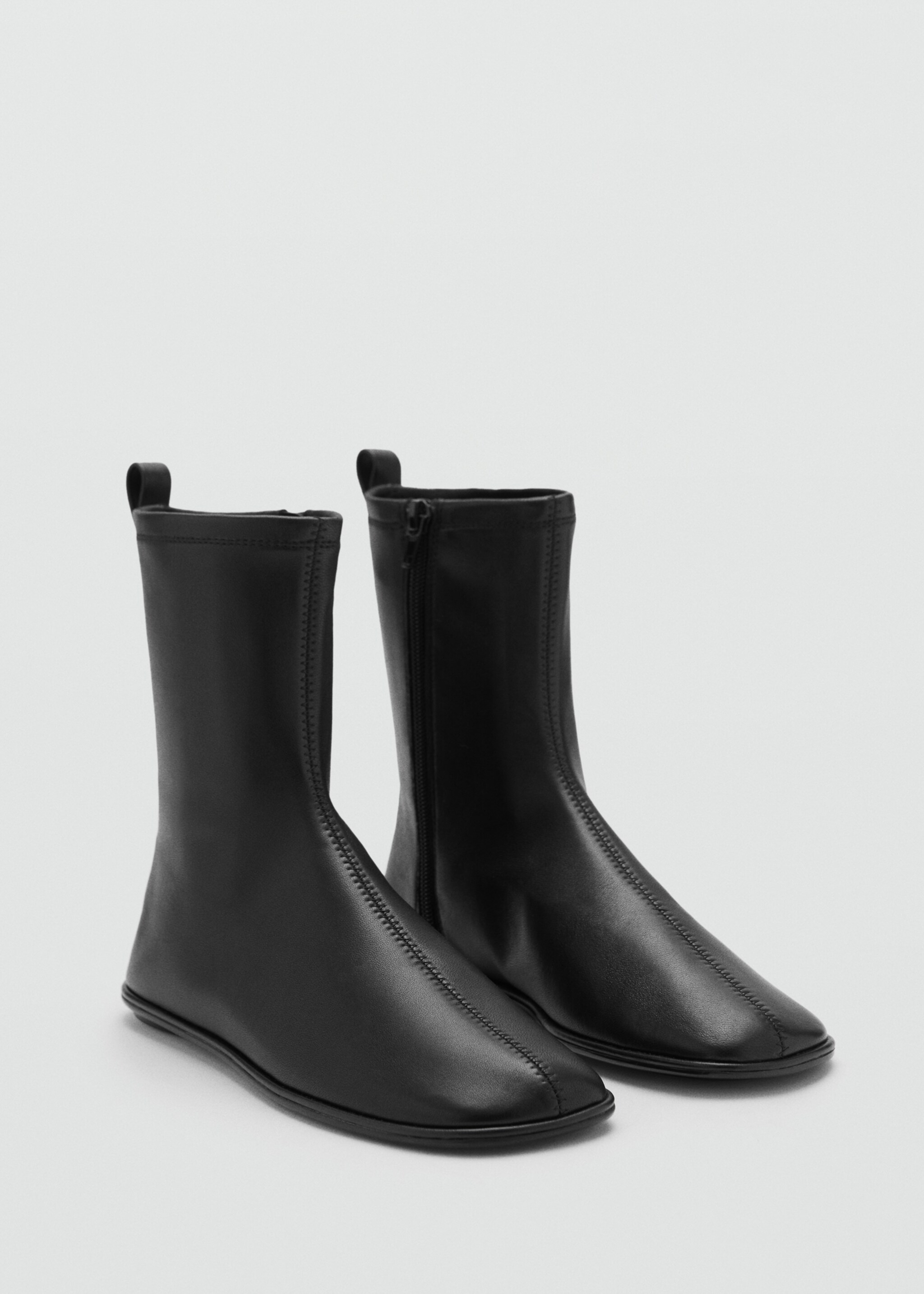 Bottines plates cuir - Plan moyen