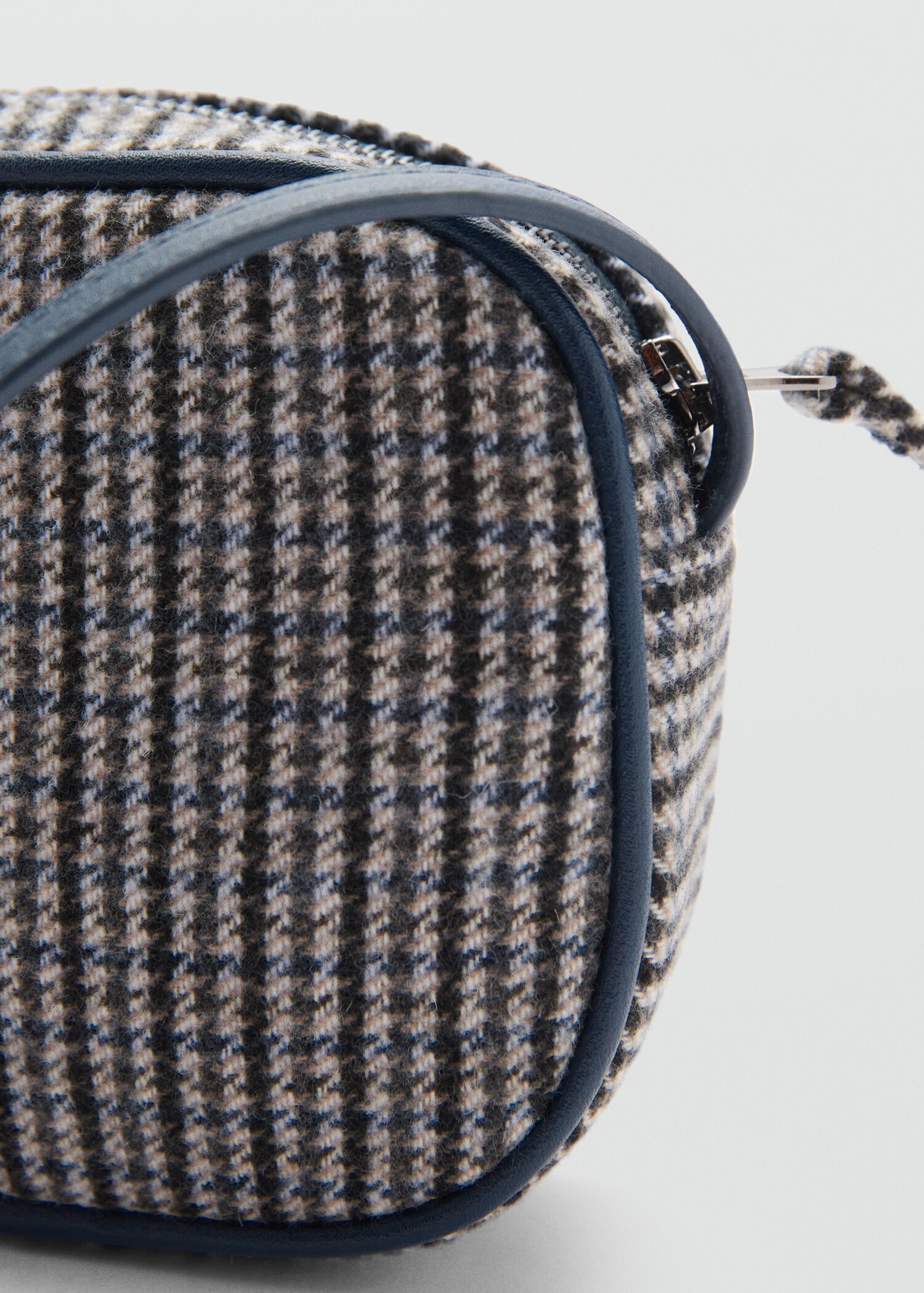 Houndstooth Pattern Contrast Bag Kids MANGO Canada houndstooth-pattern-contrast-bag-kids-mango-canada
