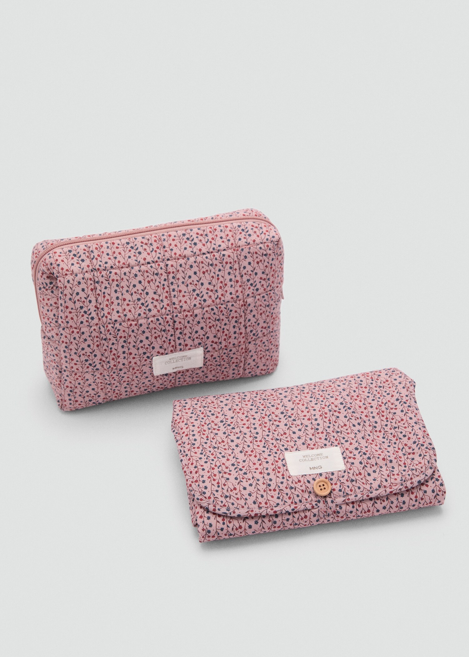 Quilted printed toiletry bag - Details of the article 3