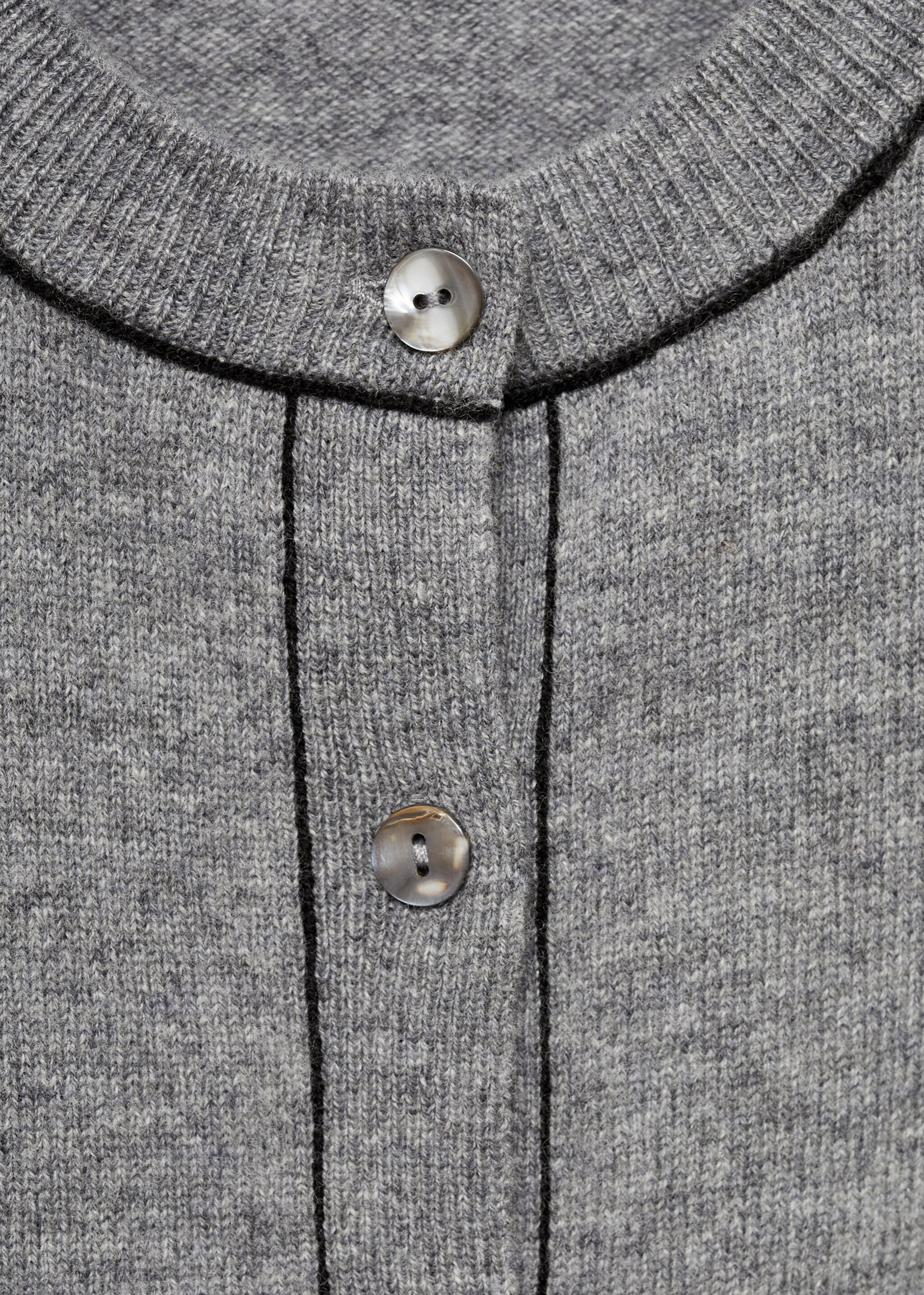 Cardigan 100% wool decorative stitching - Details of the article 8