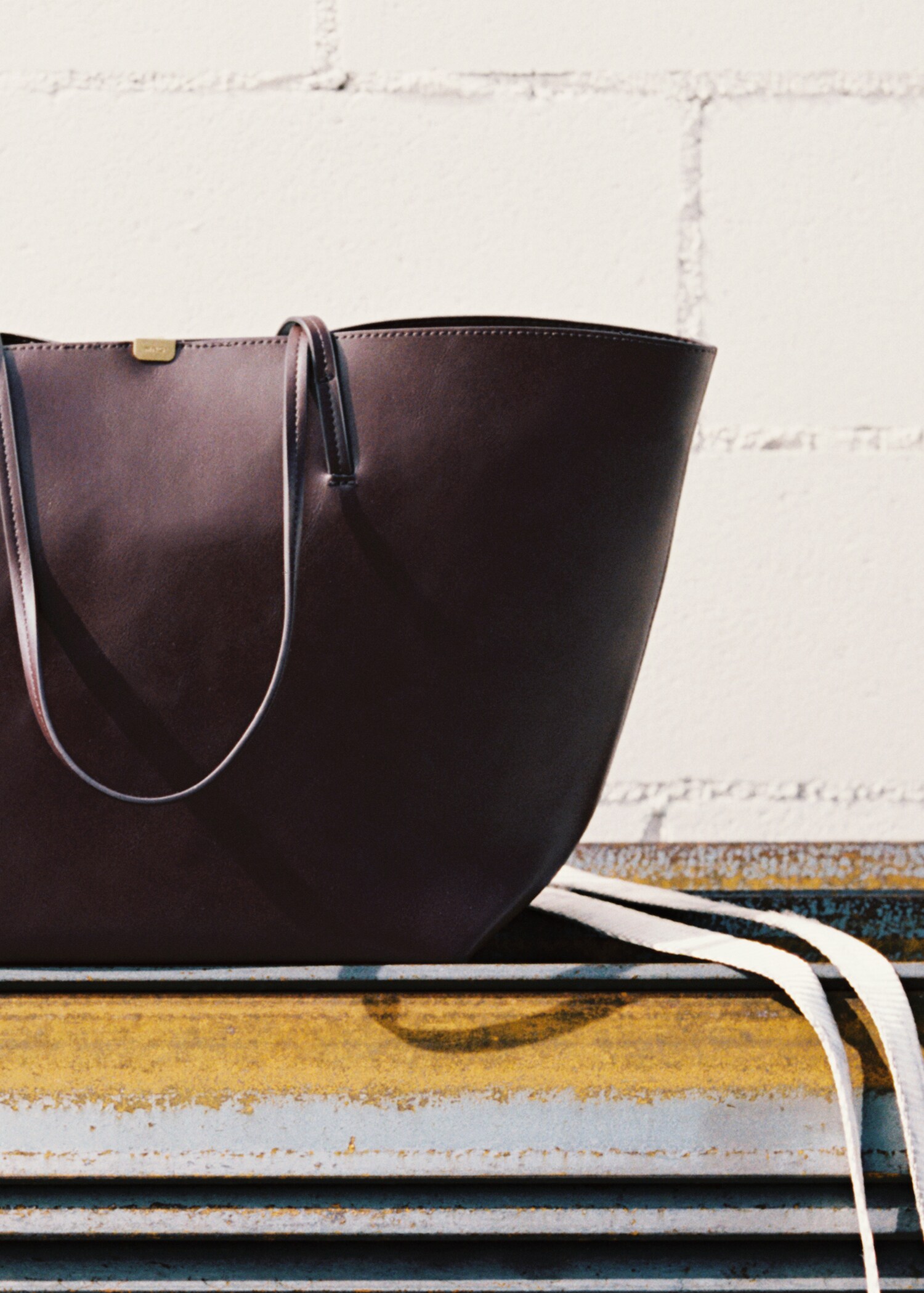 Metal detaylı shopper çanta - Ürün detayı 6