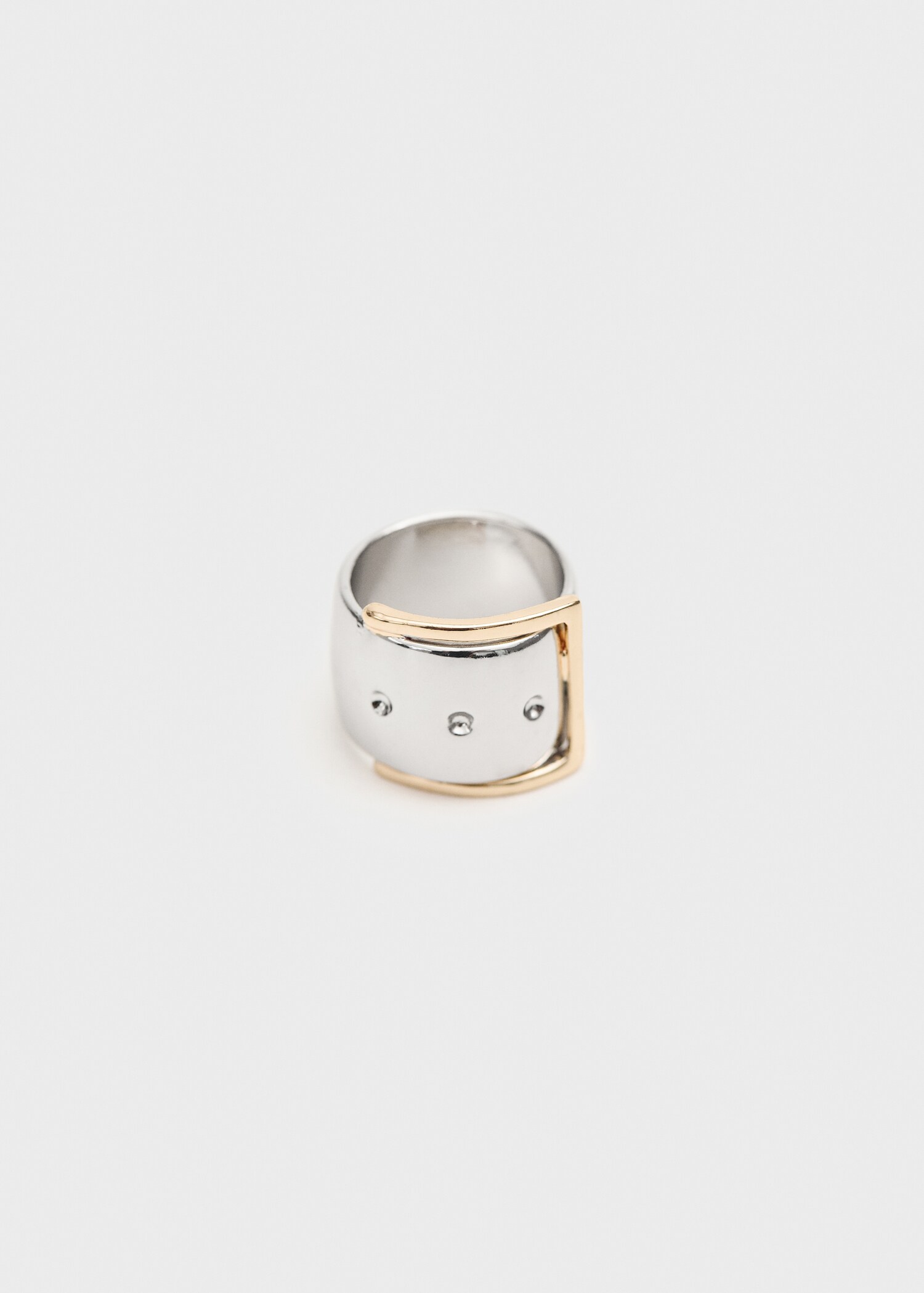 Bague large design boucle - Article sans modèle