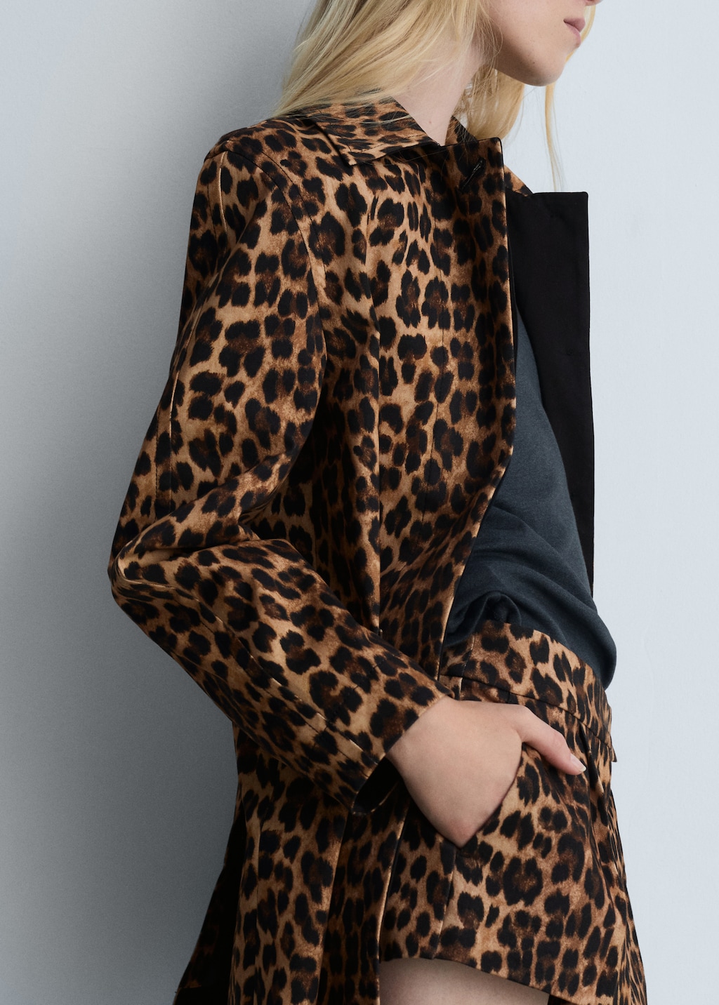 Leopard print straight fit coat Women MANGO Czech Republic