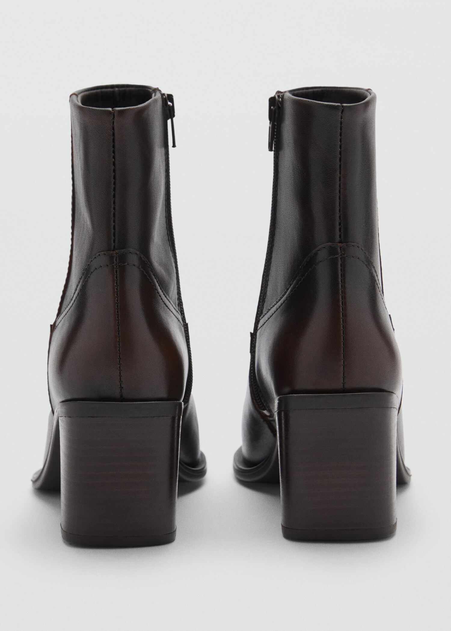 Lederstiefelette mit Blockabsatz - Detail des Artikels 3