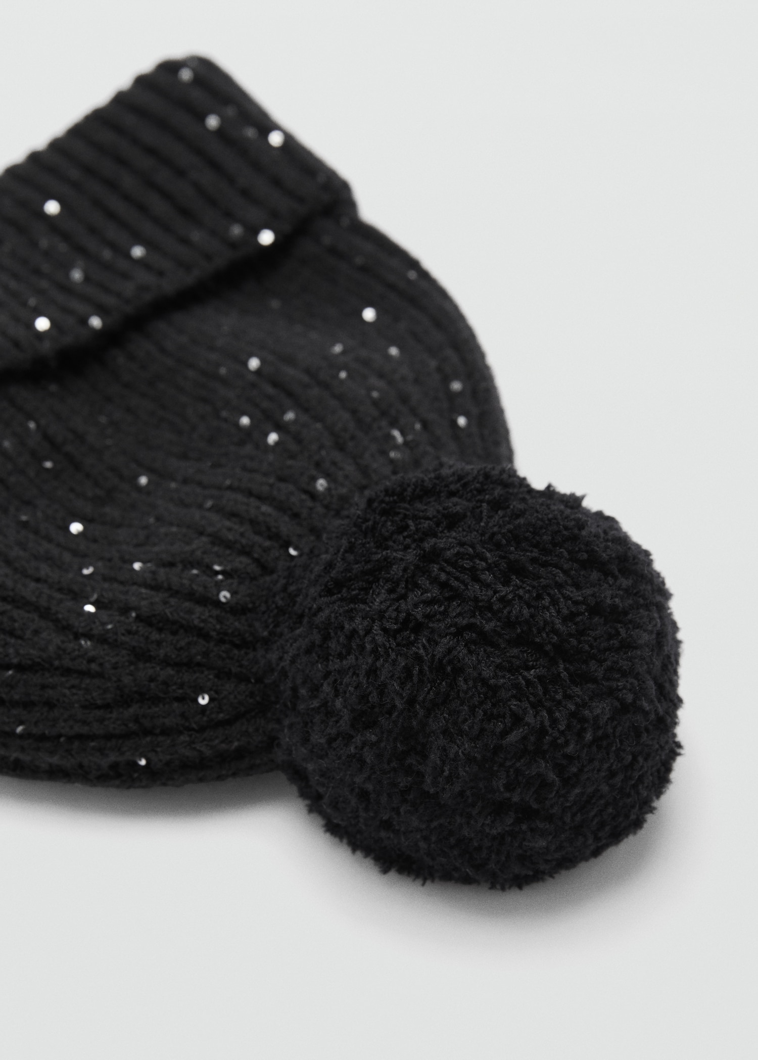 Sequin knitted hat - Details of the article 1