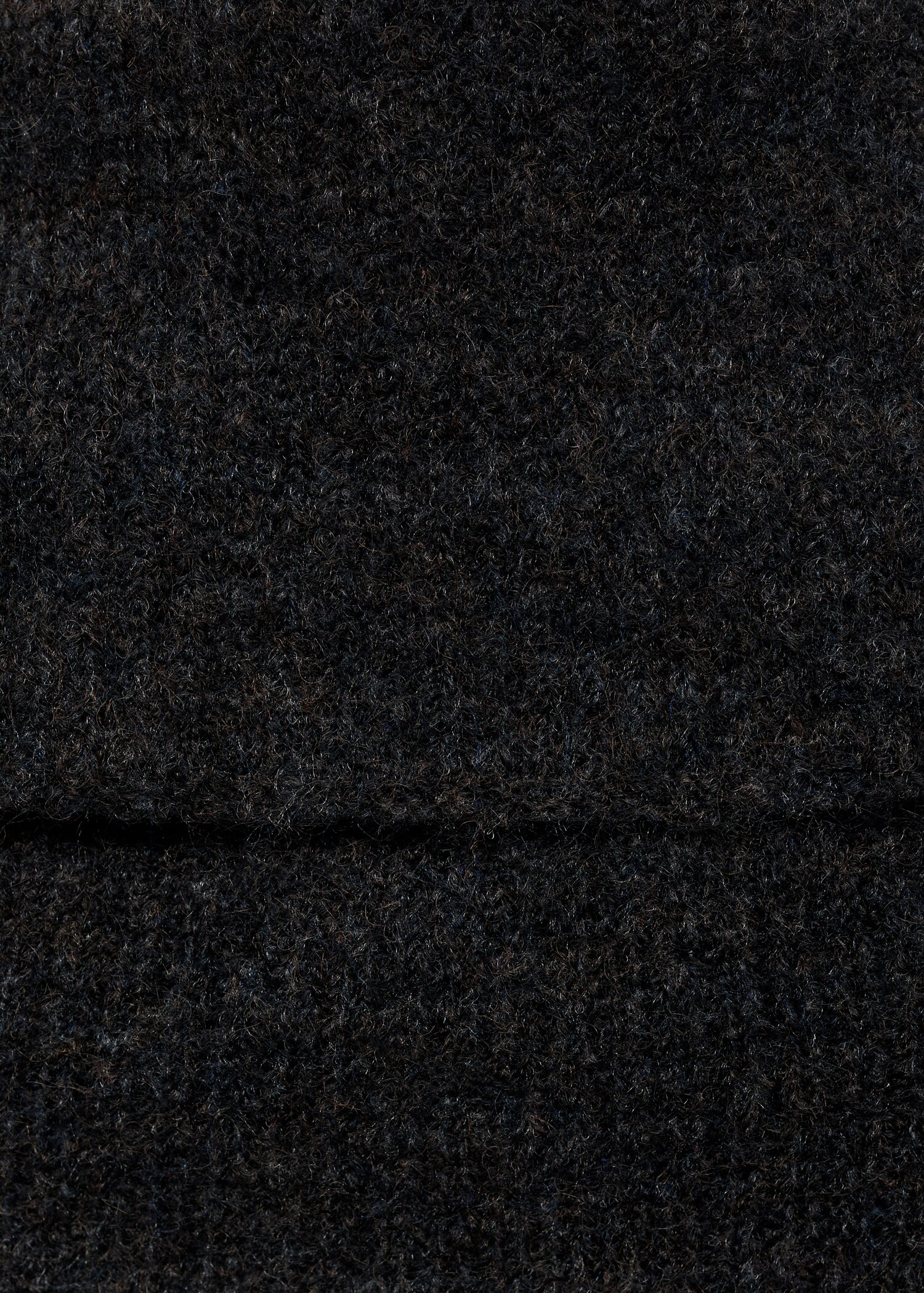 Turtleneck knitted top - Details of the article 8