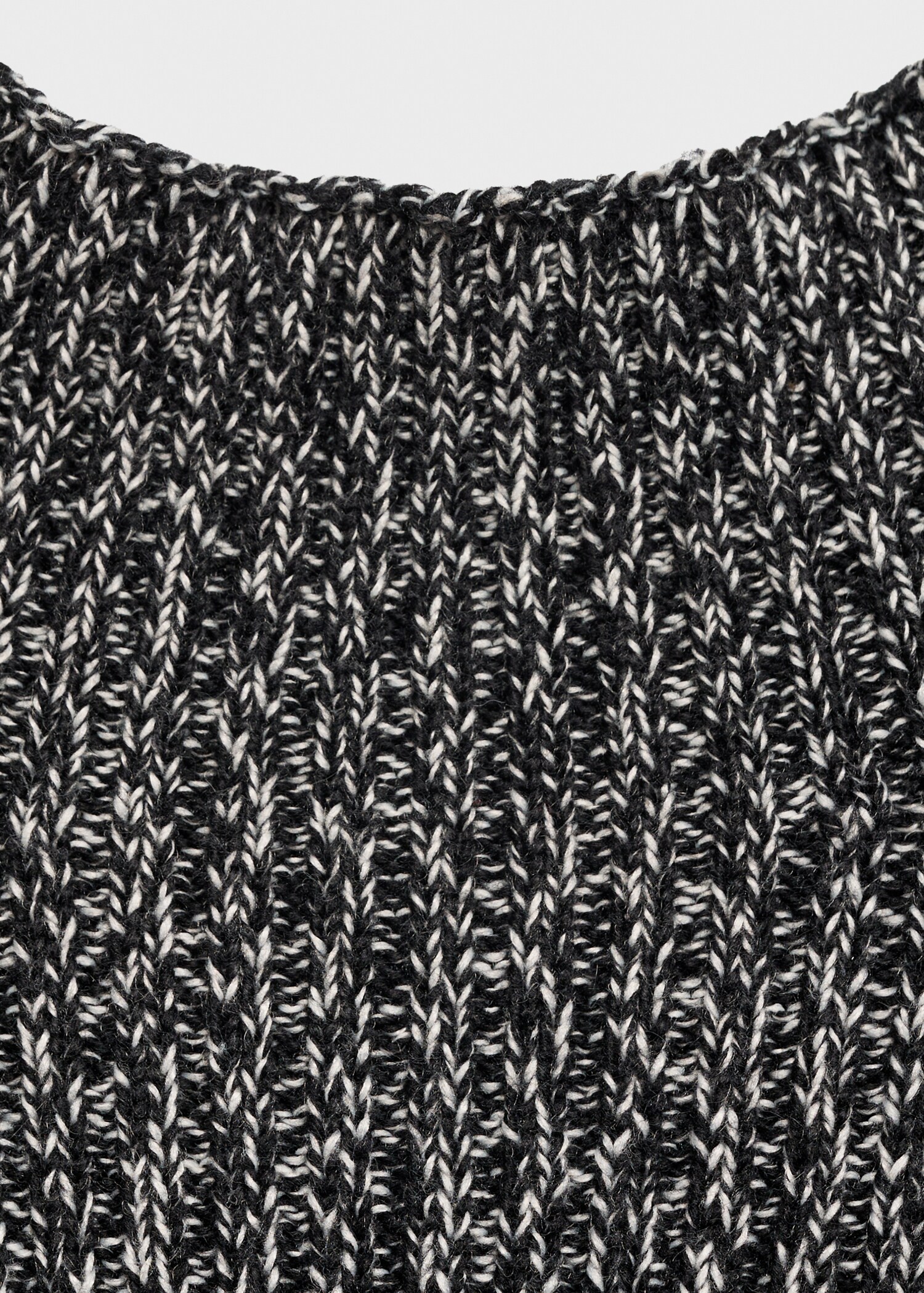 Flecked sweater dress - Details of the article 8