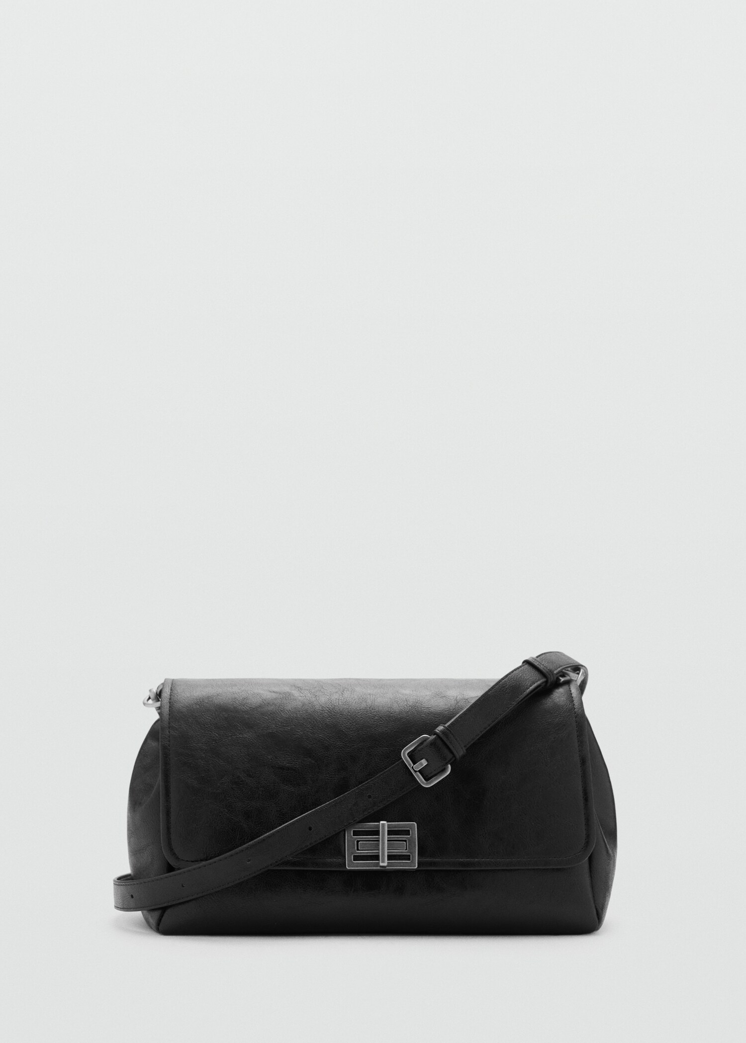 Flap bag with metal closure - Article without model