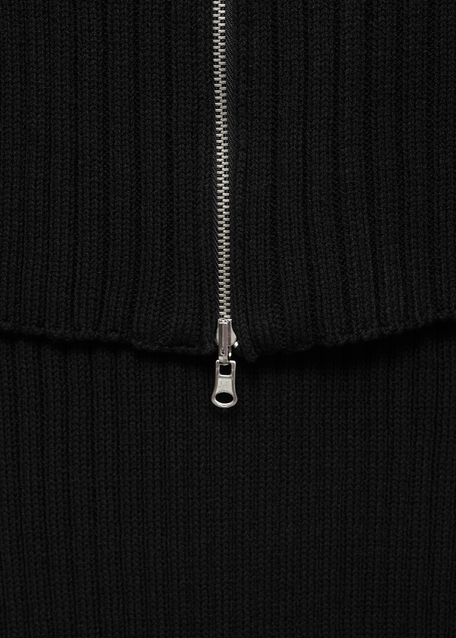 Combined knitted dress with zip - Details of the article 0