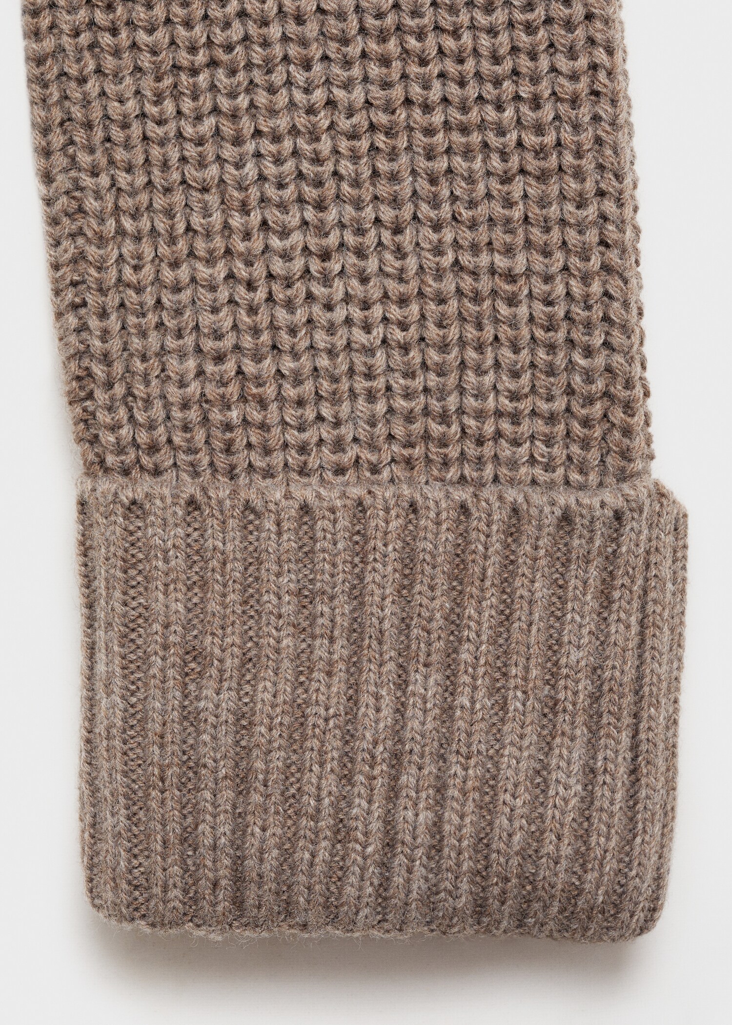 Oversized cardigan with buttons - Details of the article 0