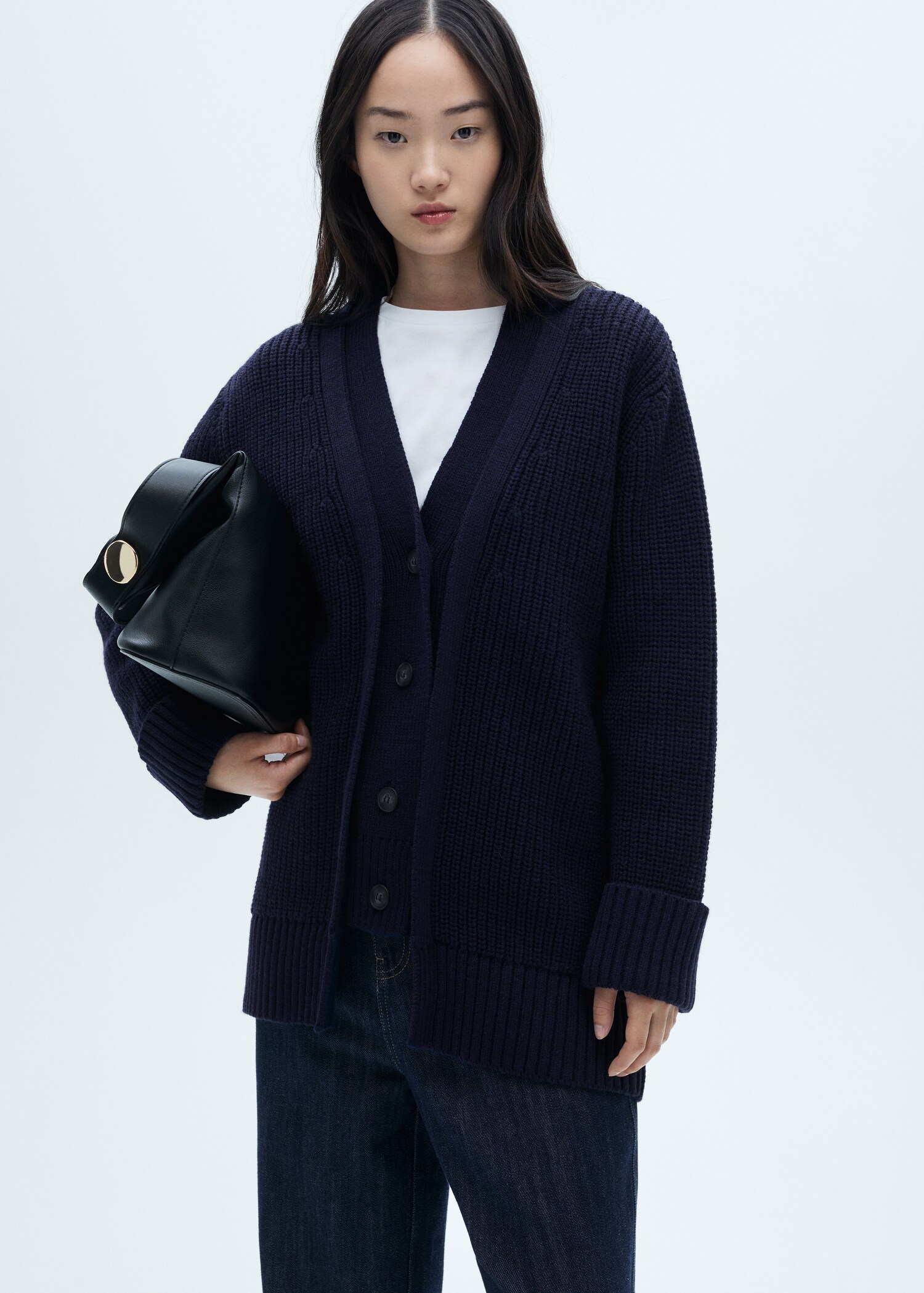 Oversized cardigan with buttons - Medium plane
